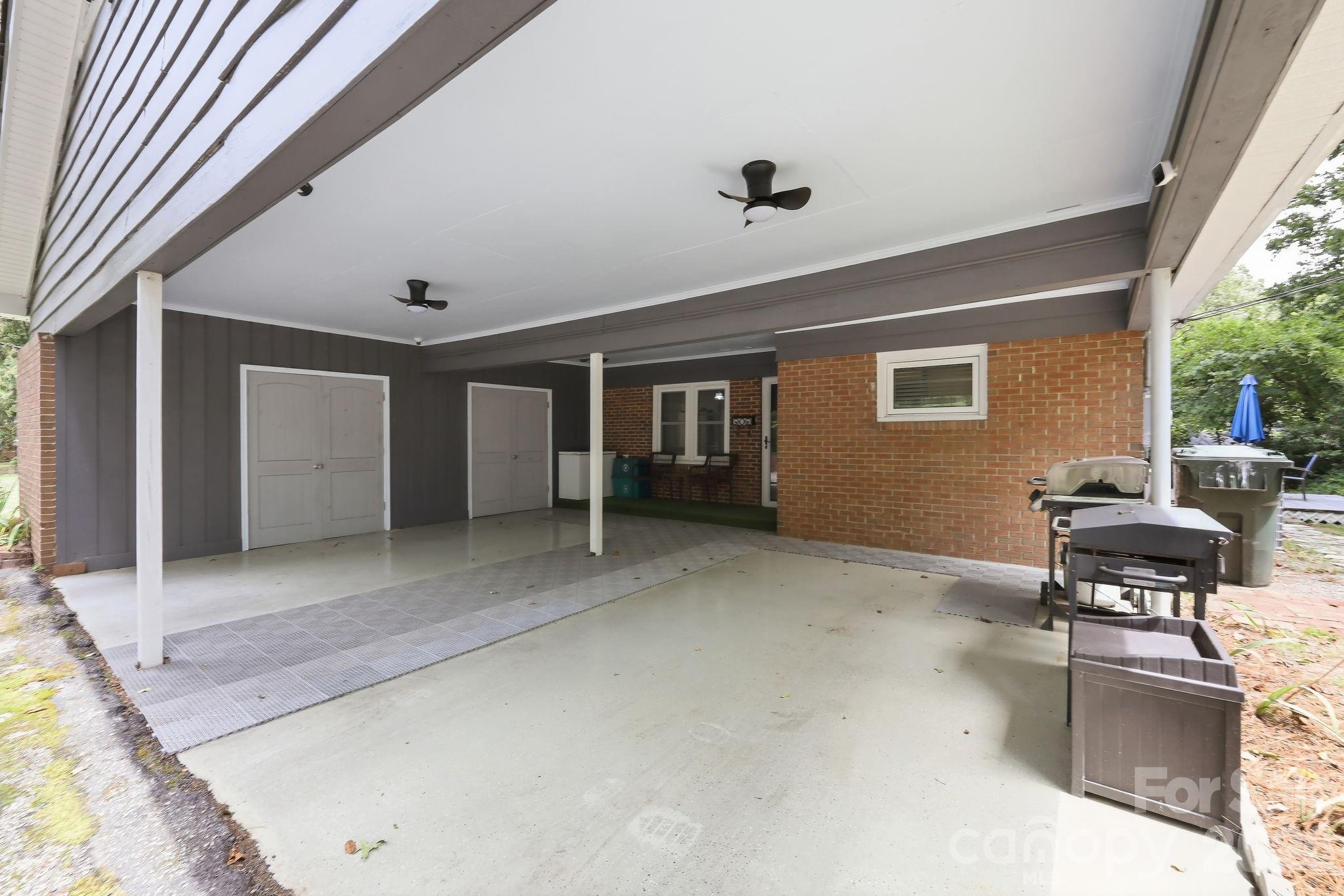 138 Circle Drive — Thomasville