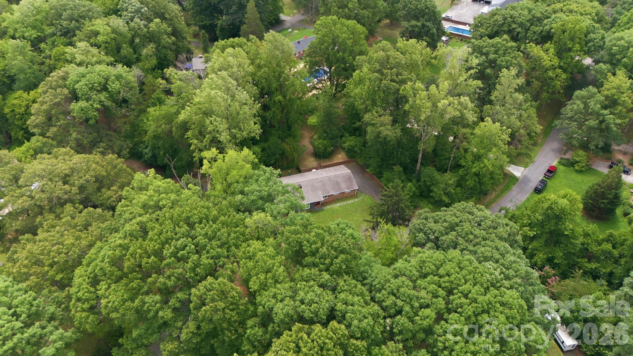 138 Circle Drive — Thomasville
