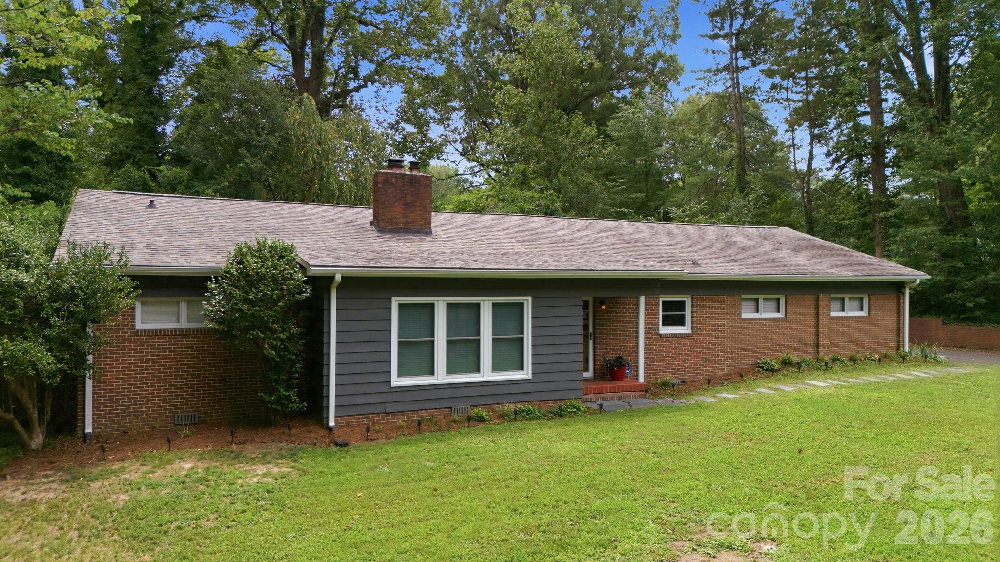 138 Circle Drive — Thomasville