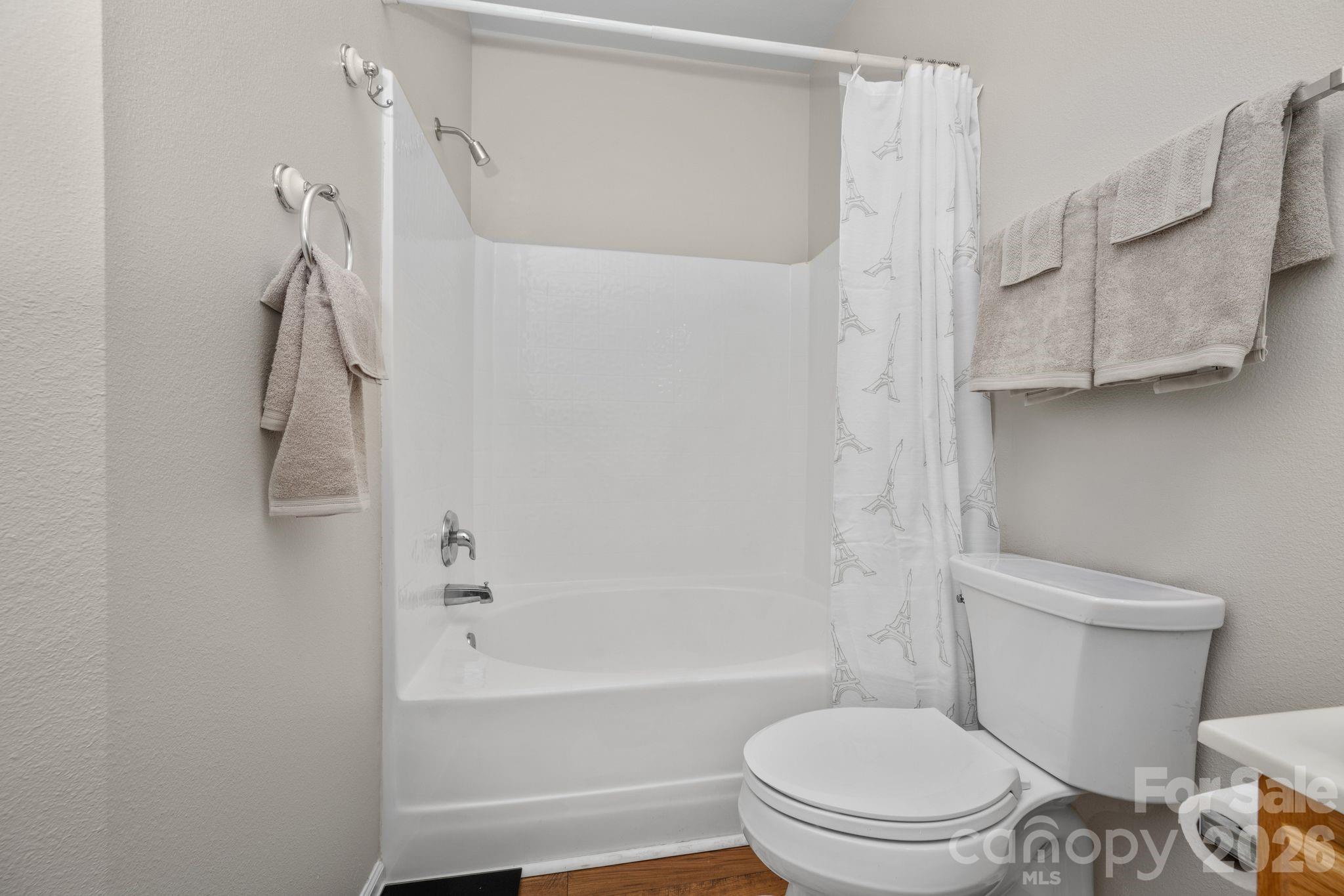 5757 Fox Ridge Lane — Winston Salem