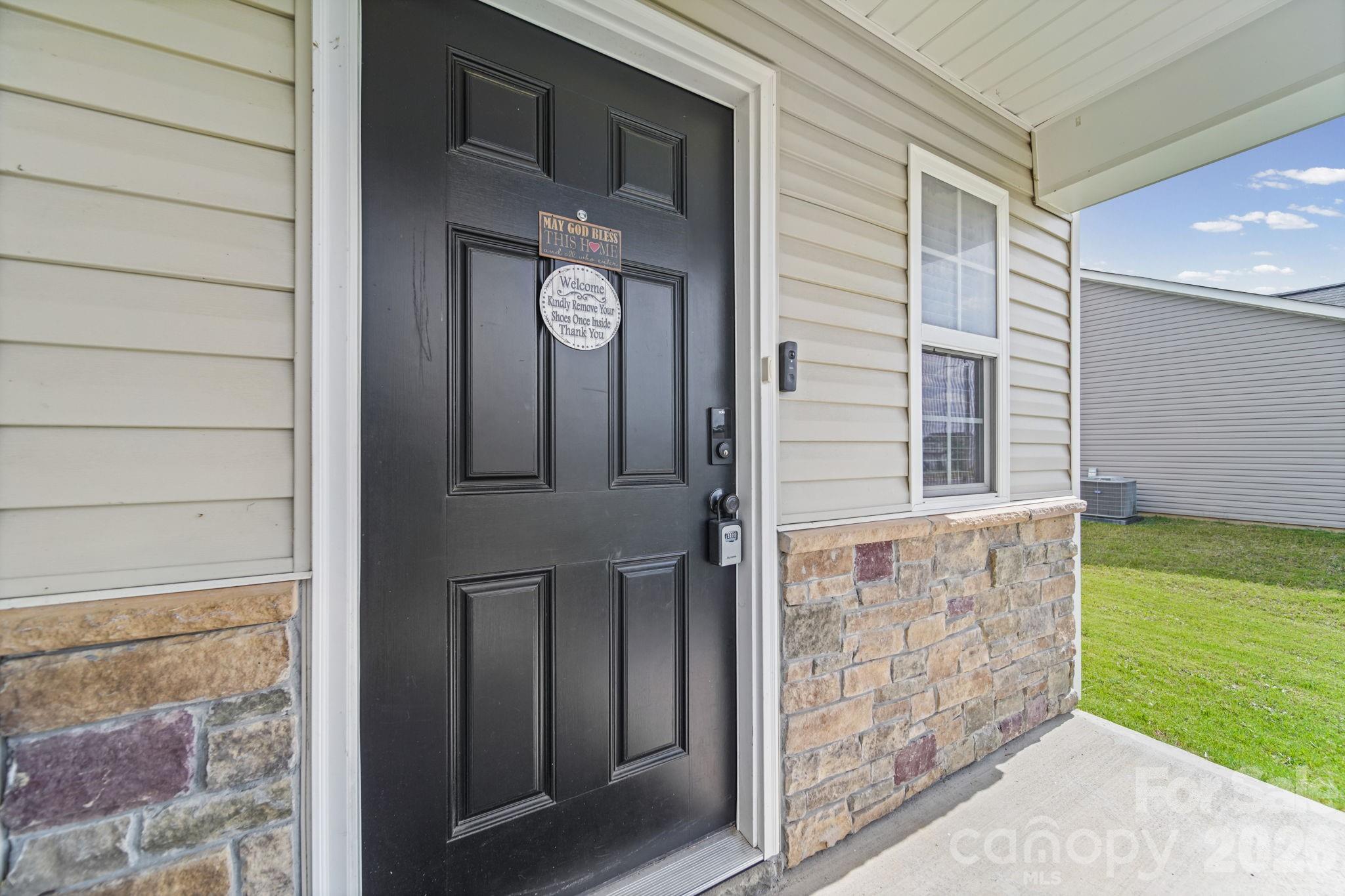 282 Aubrey Woods Drive — Kings Mountain