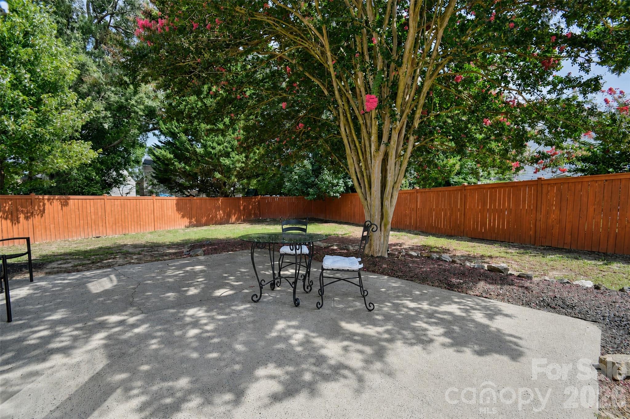 6634 Bells Mill Drive — Charlotte