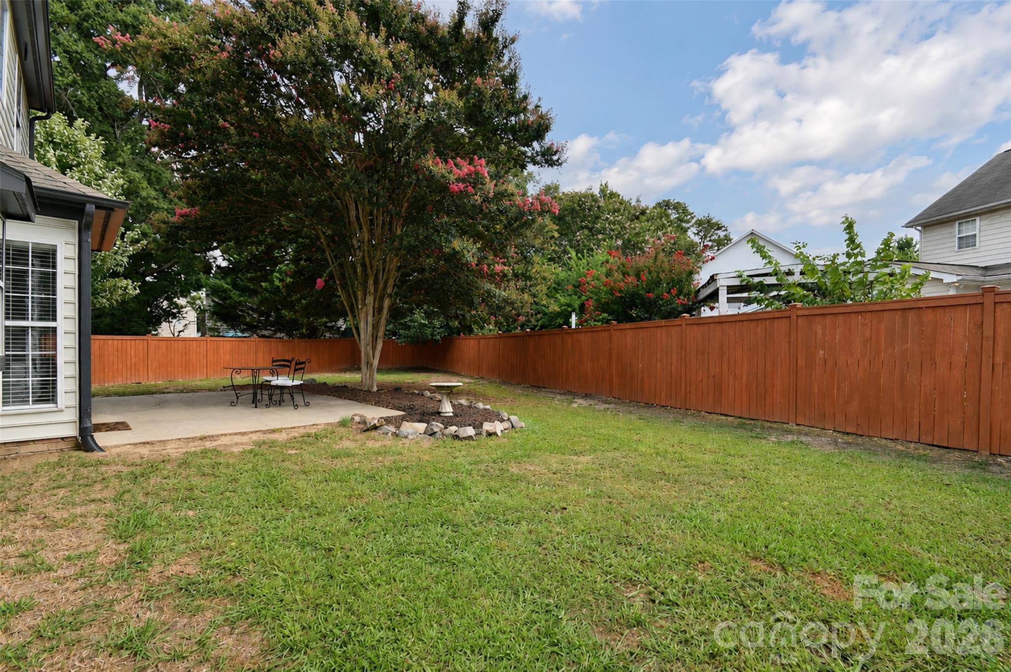6634 Bells Mill Drive — Charlotte