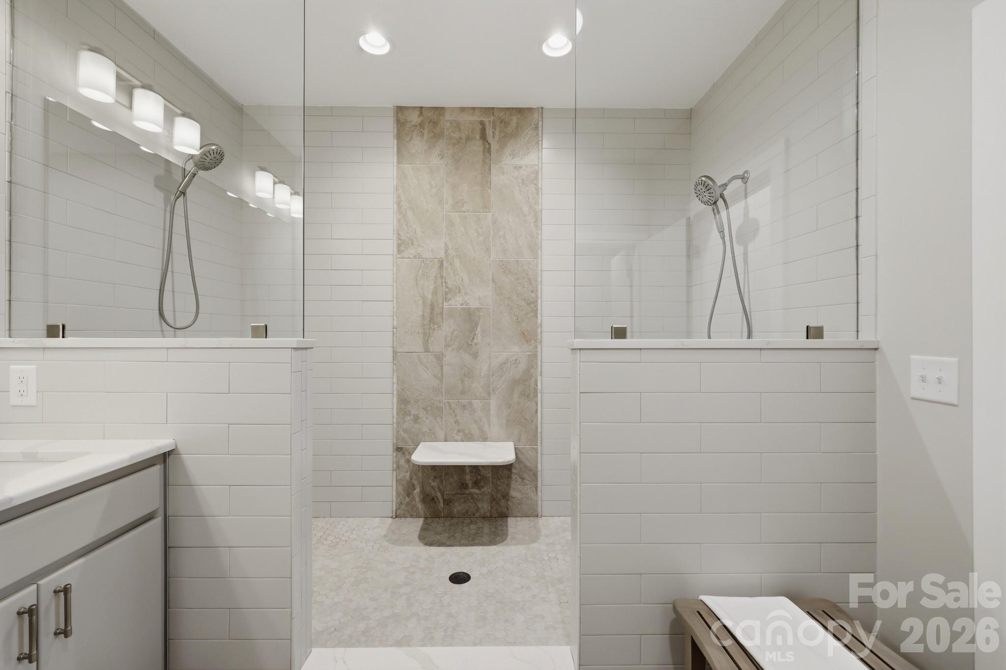 191 Charter Ridge #11 & 12 — Jefferson