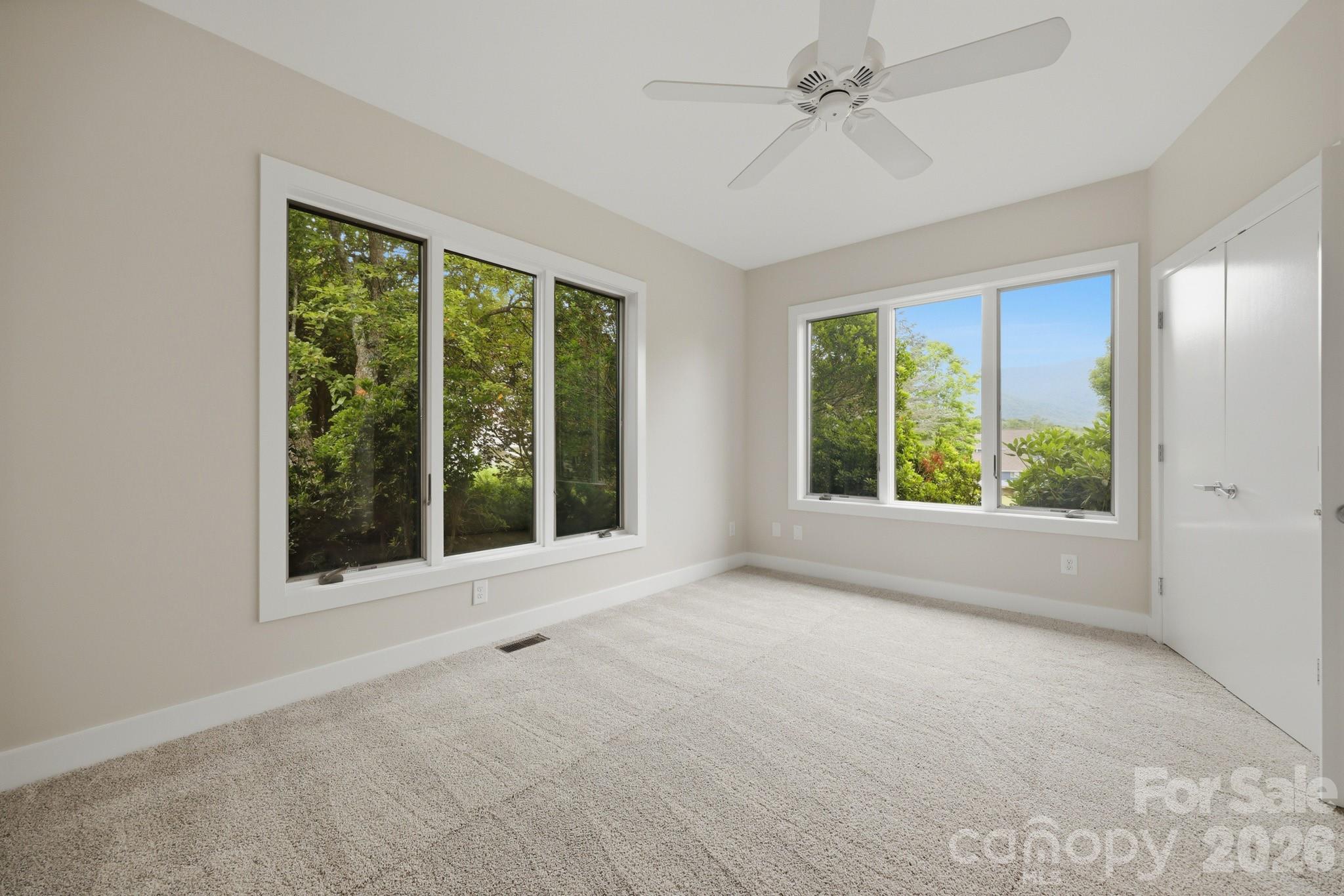 191 Charter Ridge #11 & 12 — Jefferson