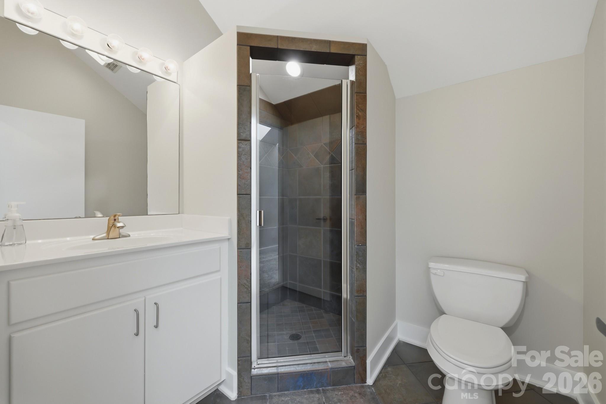 191 Charter Ridge #11 & 12 — Jefferson