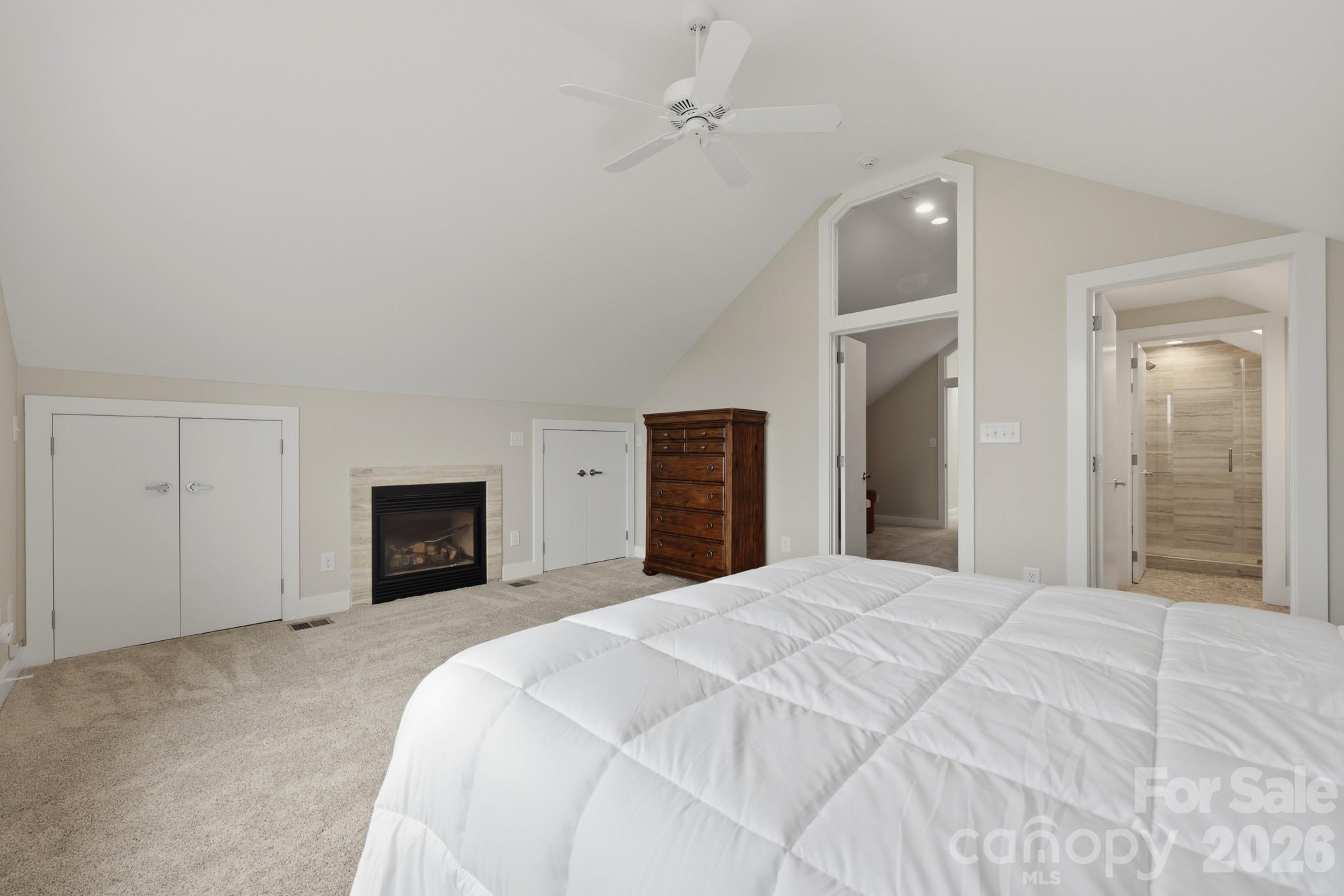 191 Charter Ridge #11 & 12 — Jefferson