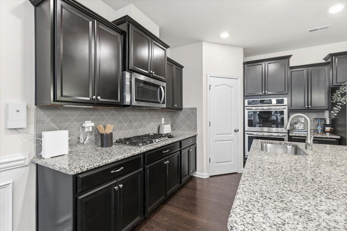 14402 Baytown Court — Huntersville