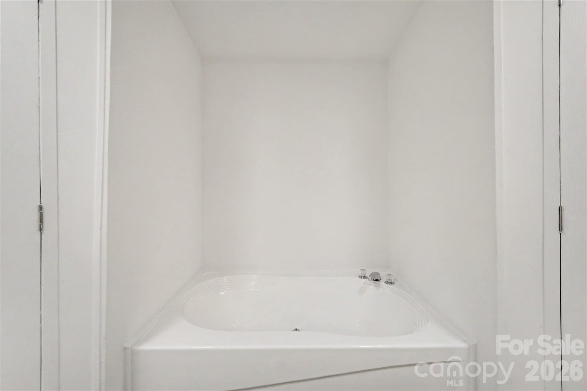 9703 Willilyn Lane — Charlotte
