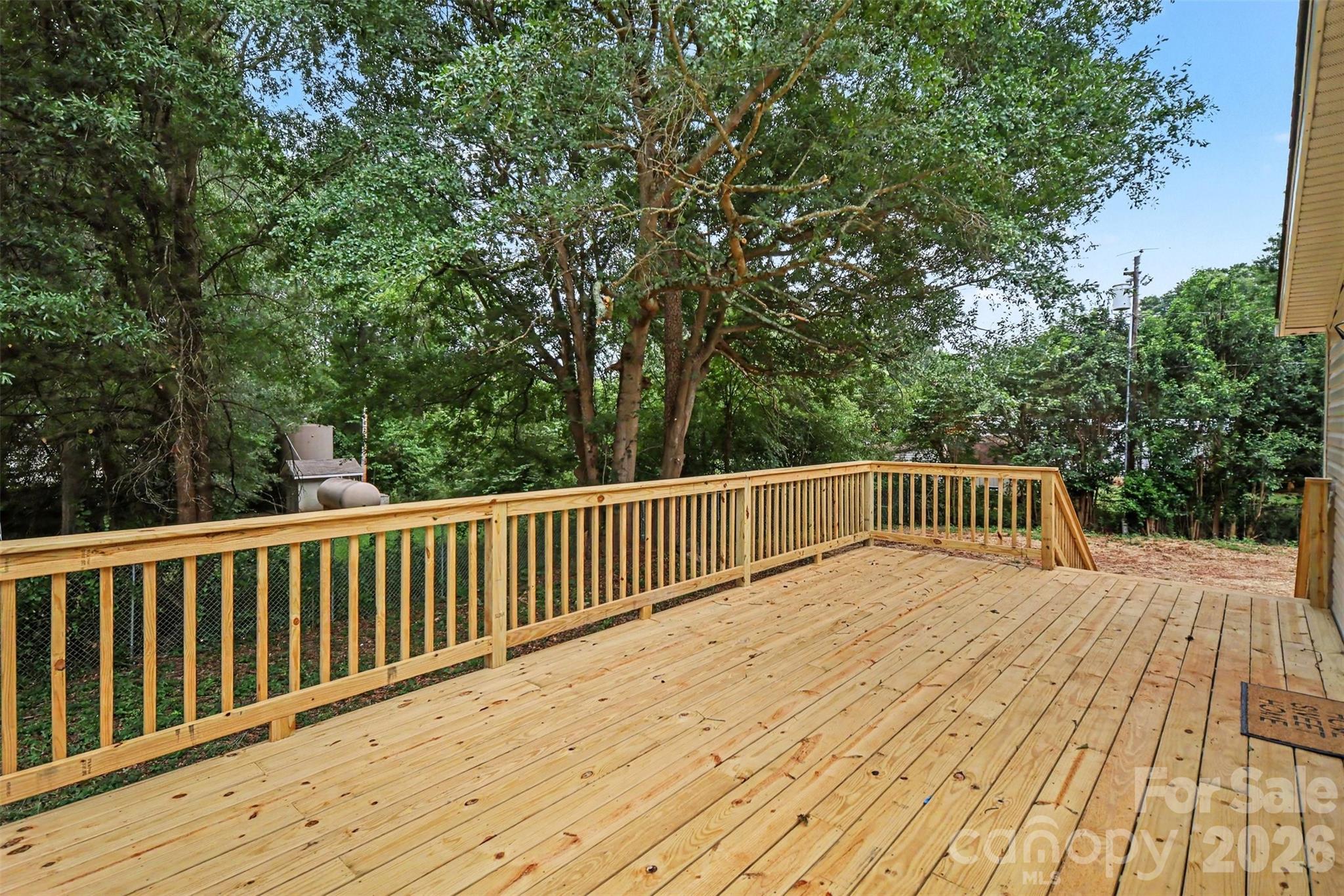 9703 Willilyn Lane — Charlotte