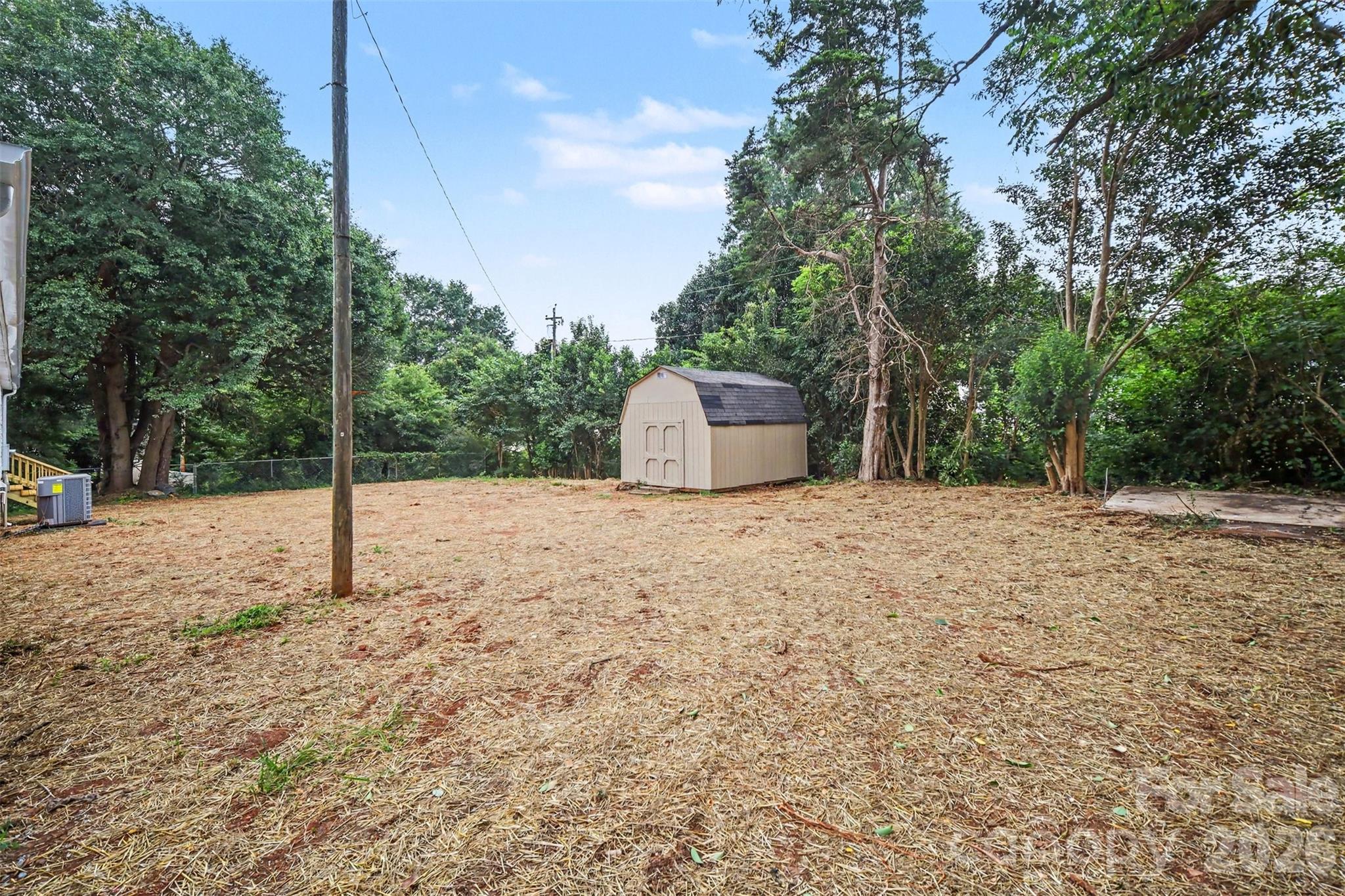 9703 Willilyn Lane — Charlotte