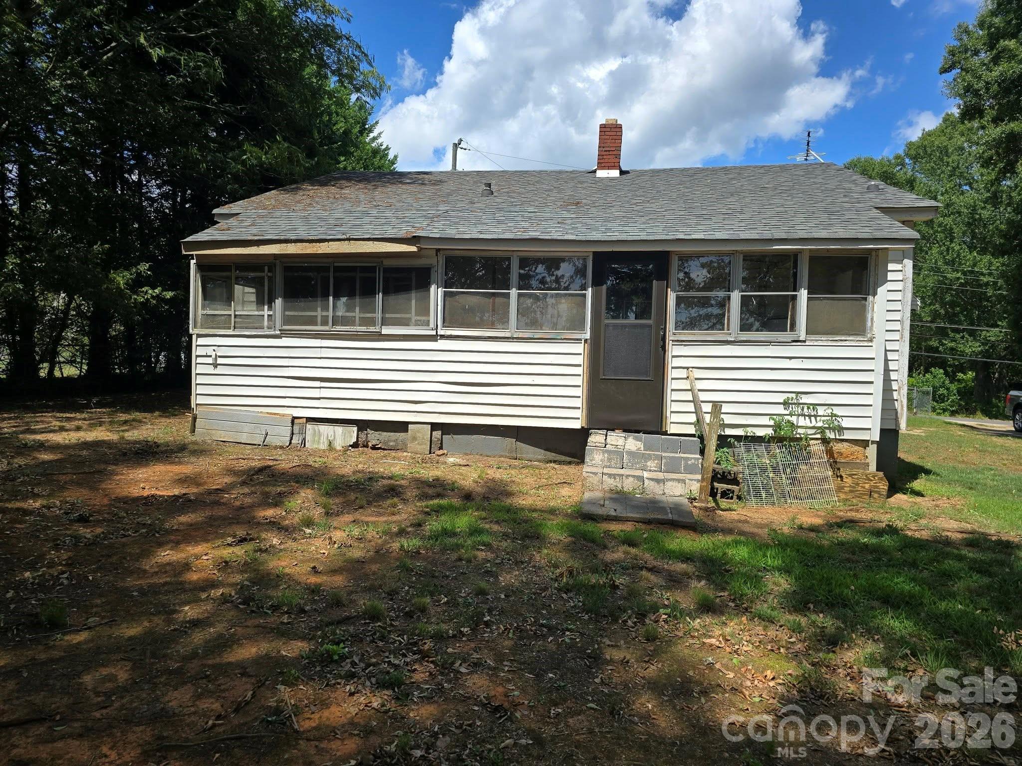 106 Lily Street — Shelby