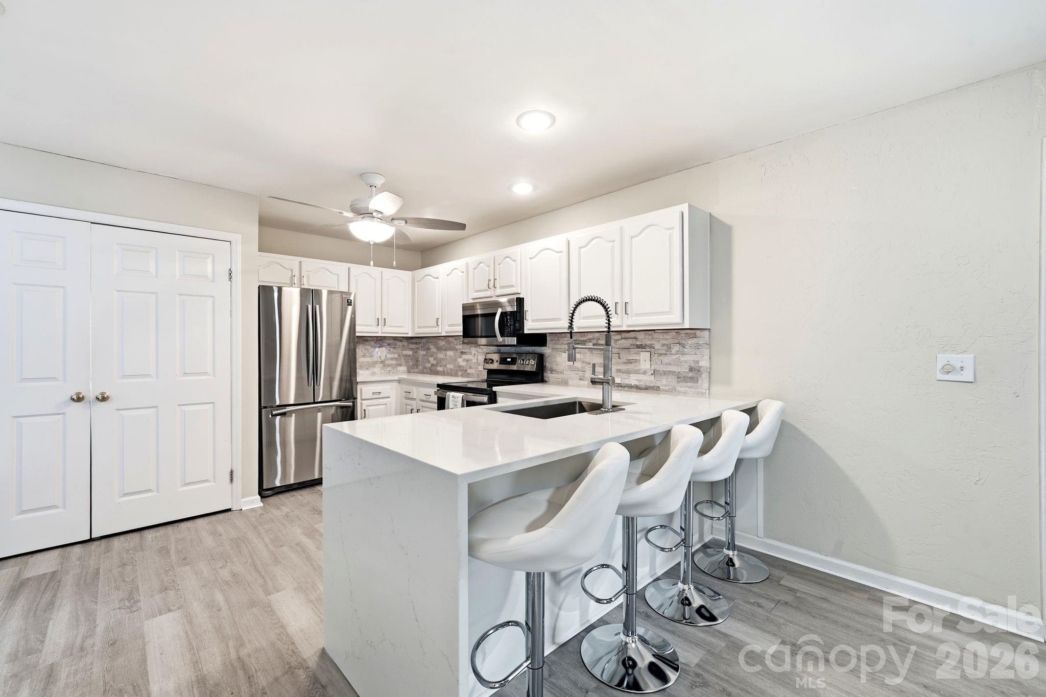 12017 Baywoods Drive — Tega Cay