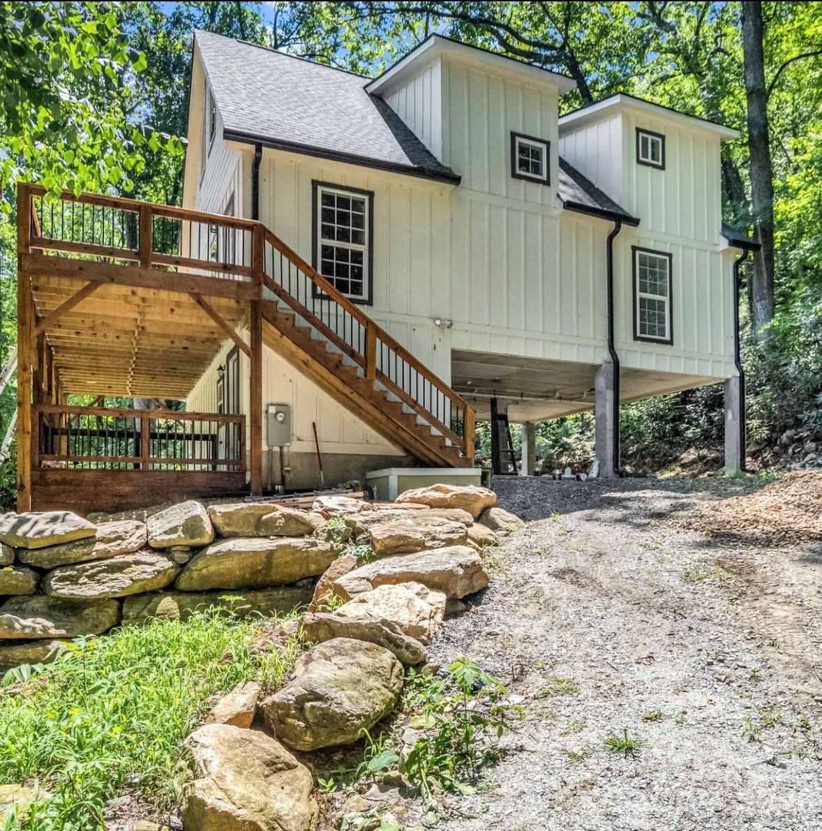 168 Fall Creek Drive — Chimney Rock