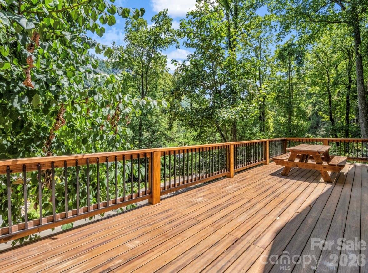 168 Fall Creek Drive — Chimney Rock