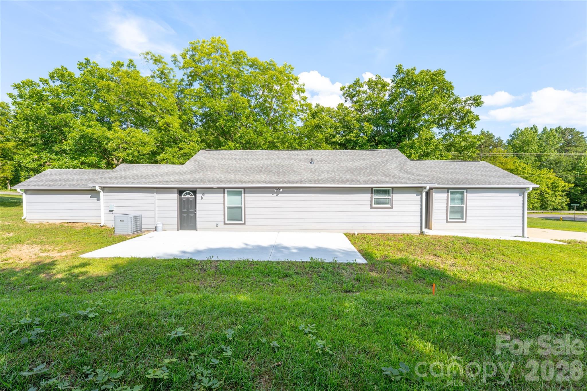 2136 W NC 150 Highway — Lincolnton