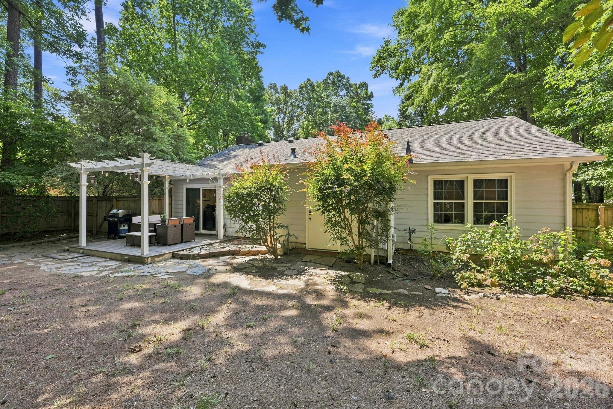 12721 Newstead Road — Huntersville