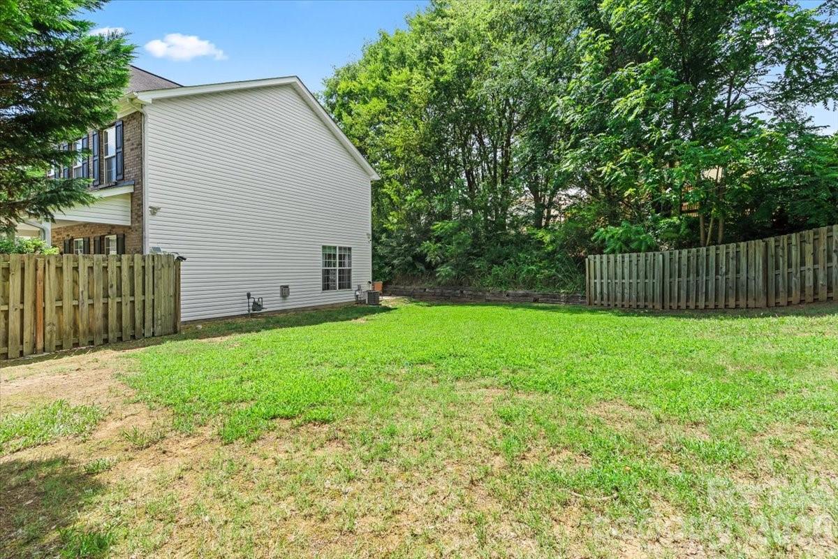 9025 Davis Crossing Court — Charlotte