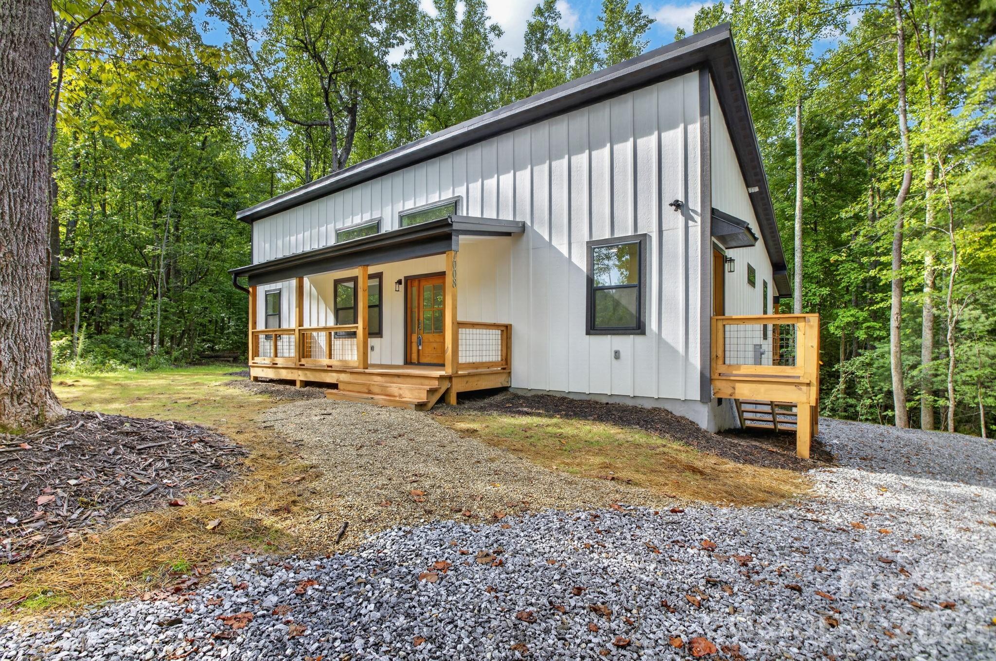 1008 Bell Mountain Road — Zirconia