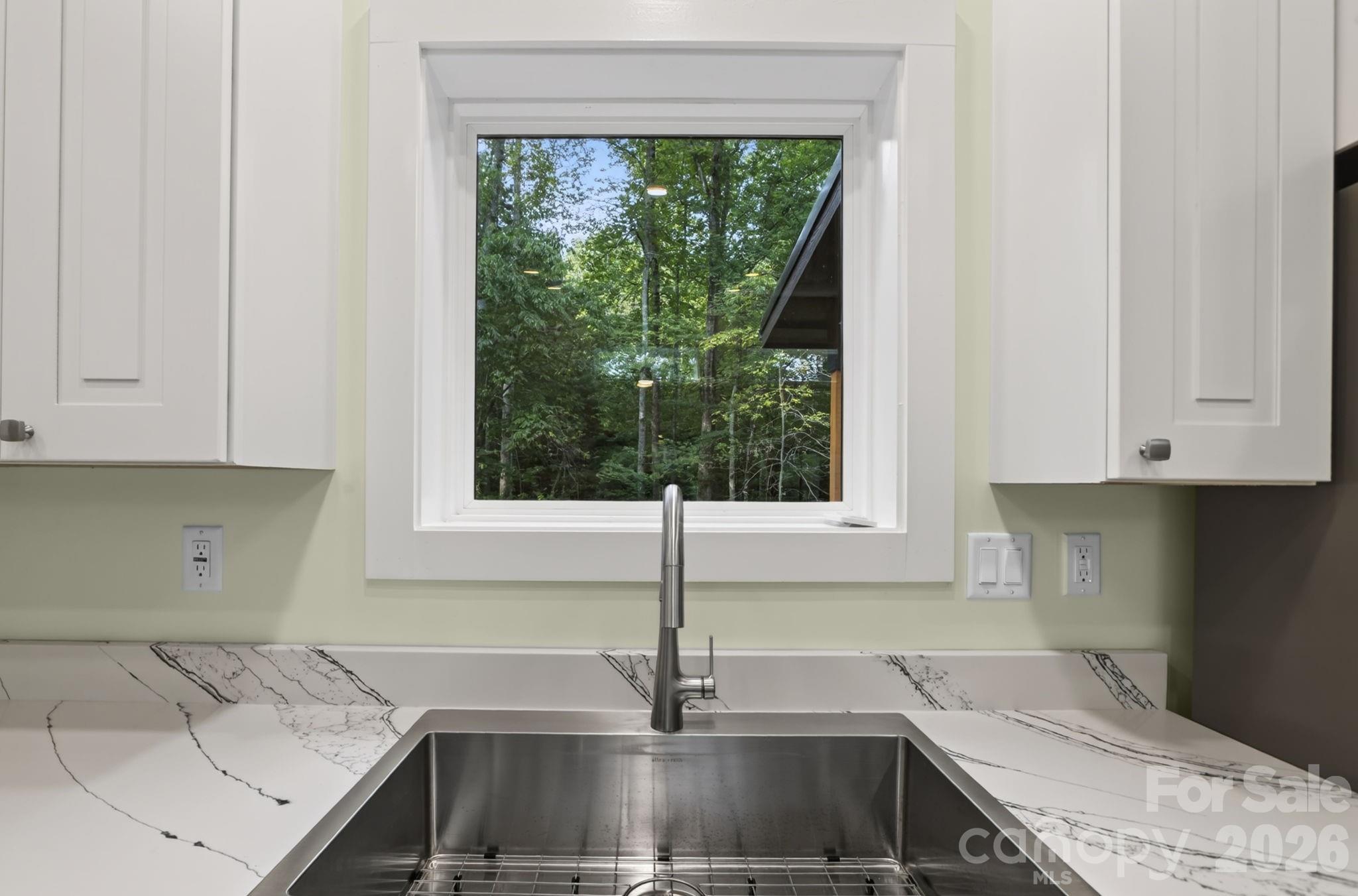 1008 Bell Mountain Road — Zirconia