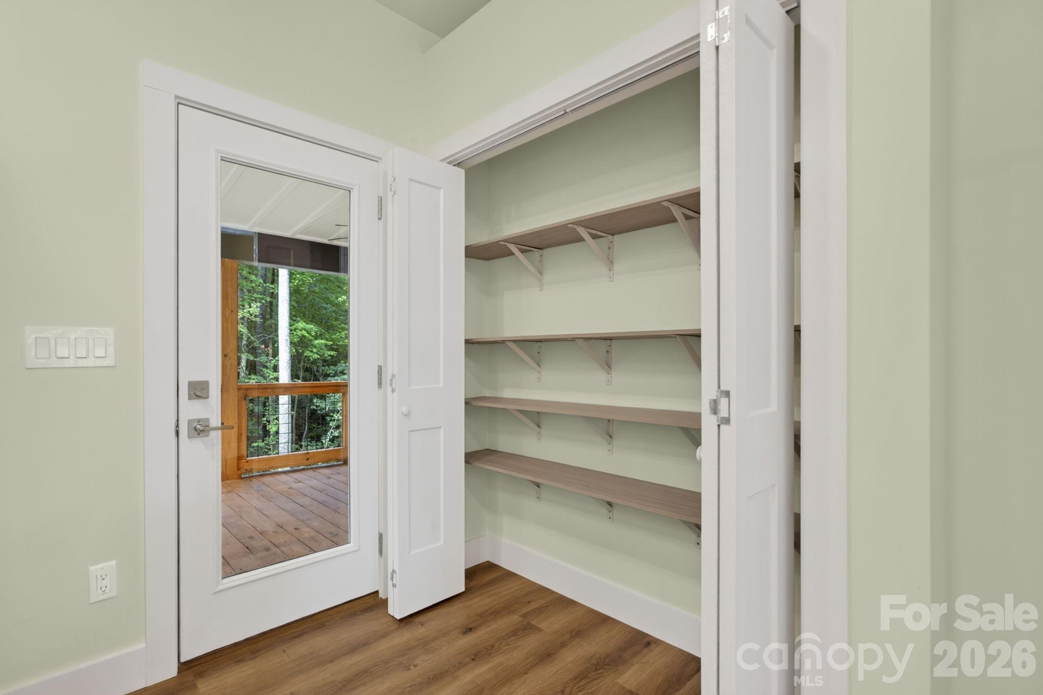 1008 Bell Mountain Road — Zirconia