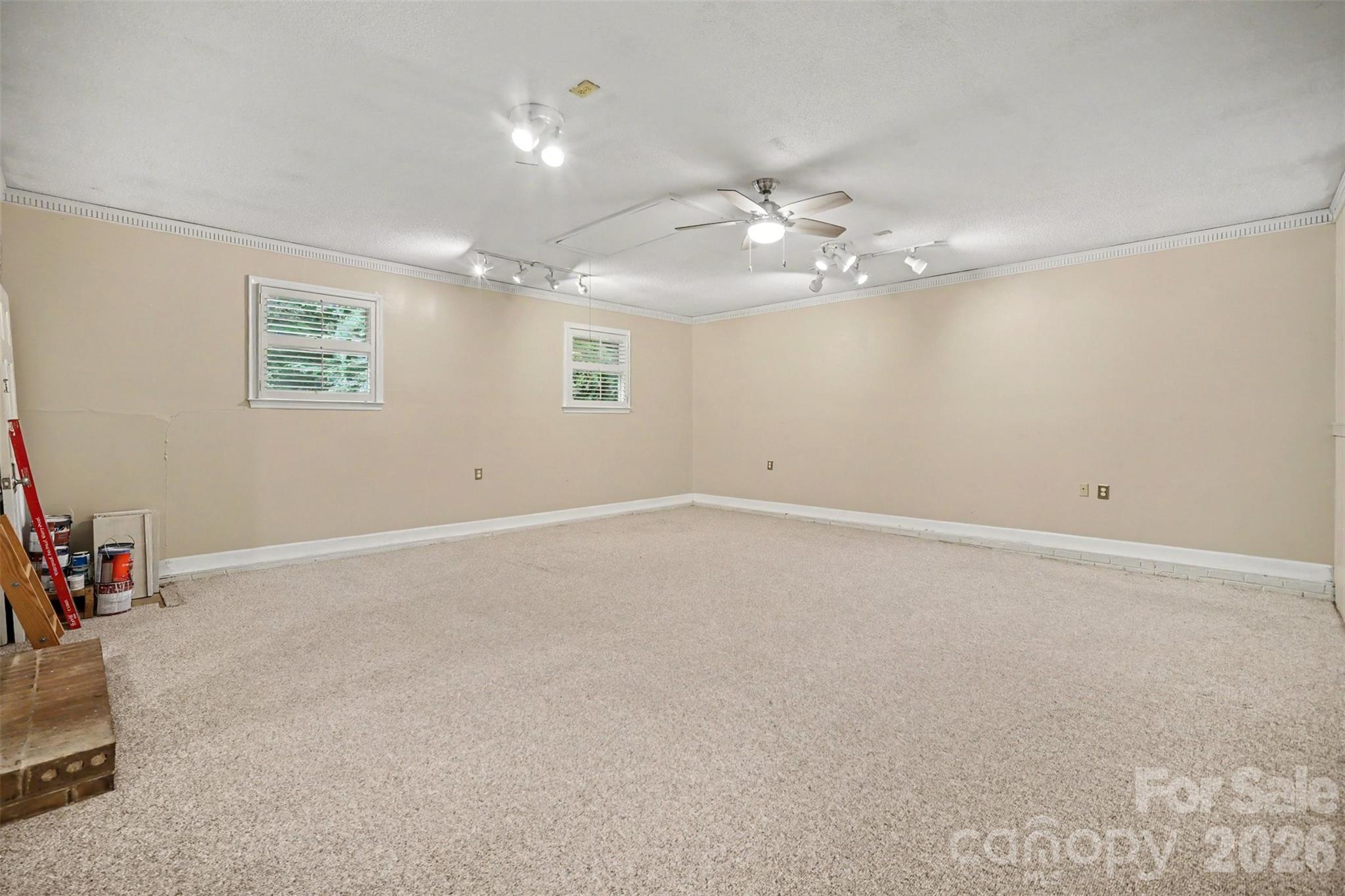 519 Raintree Drive — Matthews