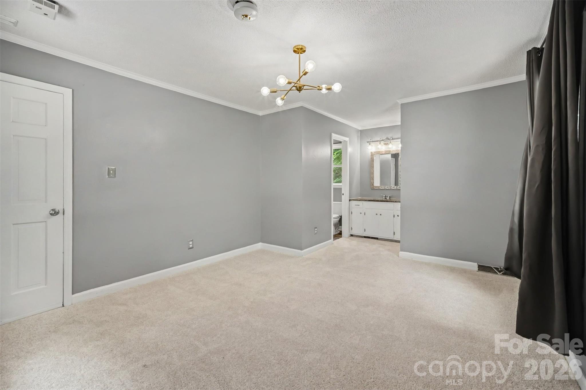 519 Raintree Drive — Matthews