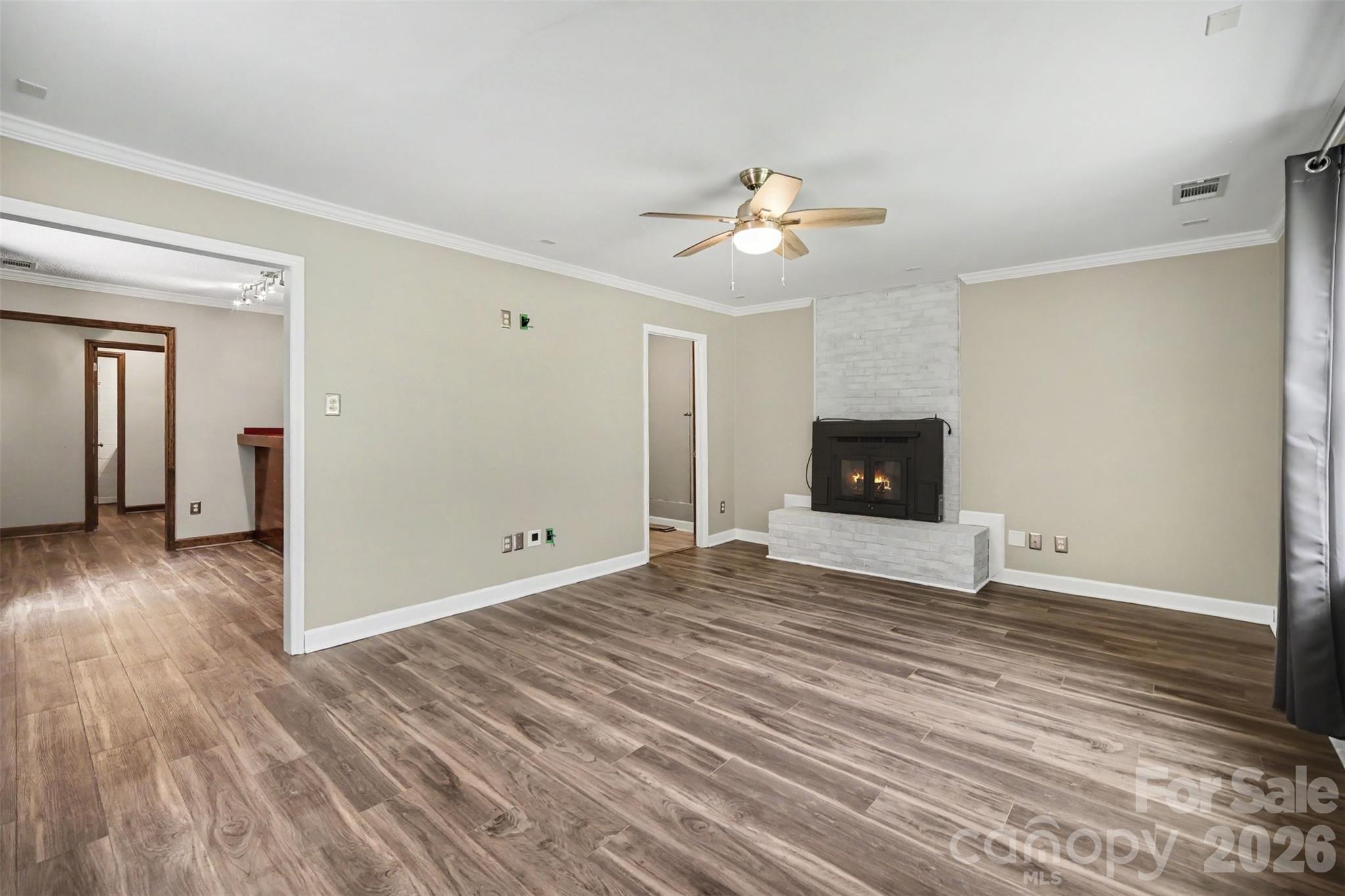 519 Raintree Drive — Matthews