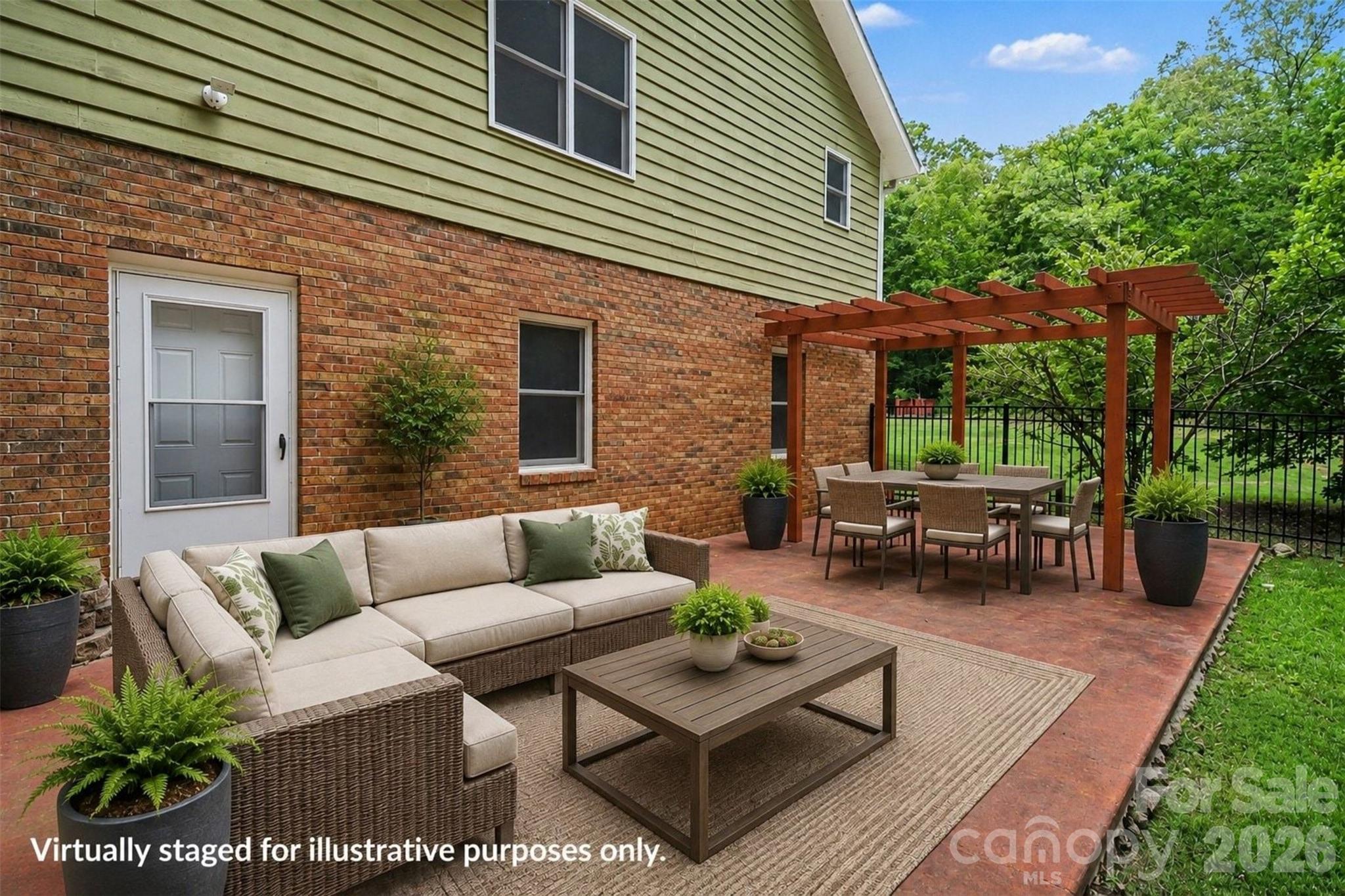 519 Raintree Drive — Matthews
