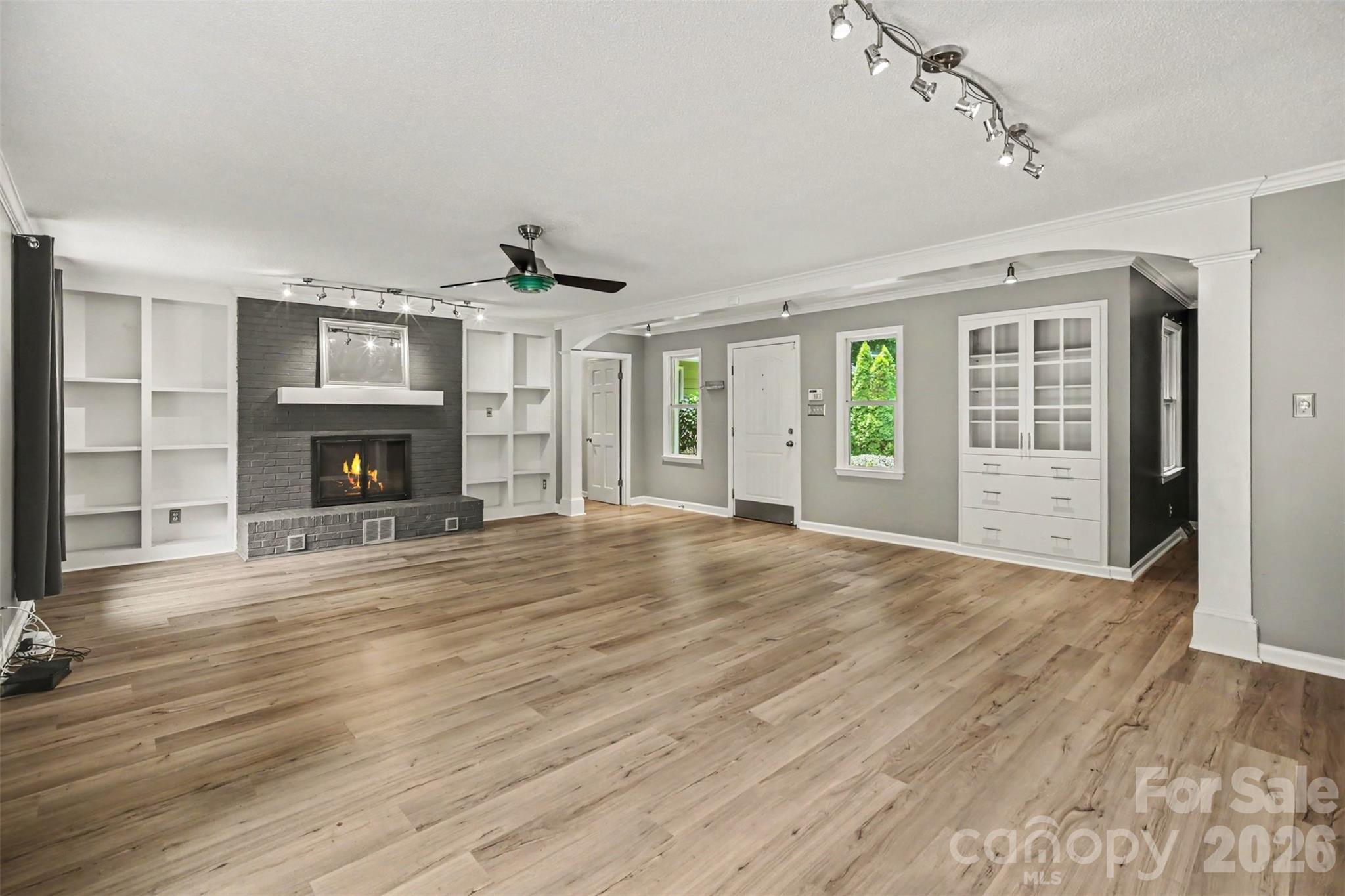519 Raintree Drive — Matthews