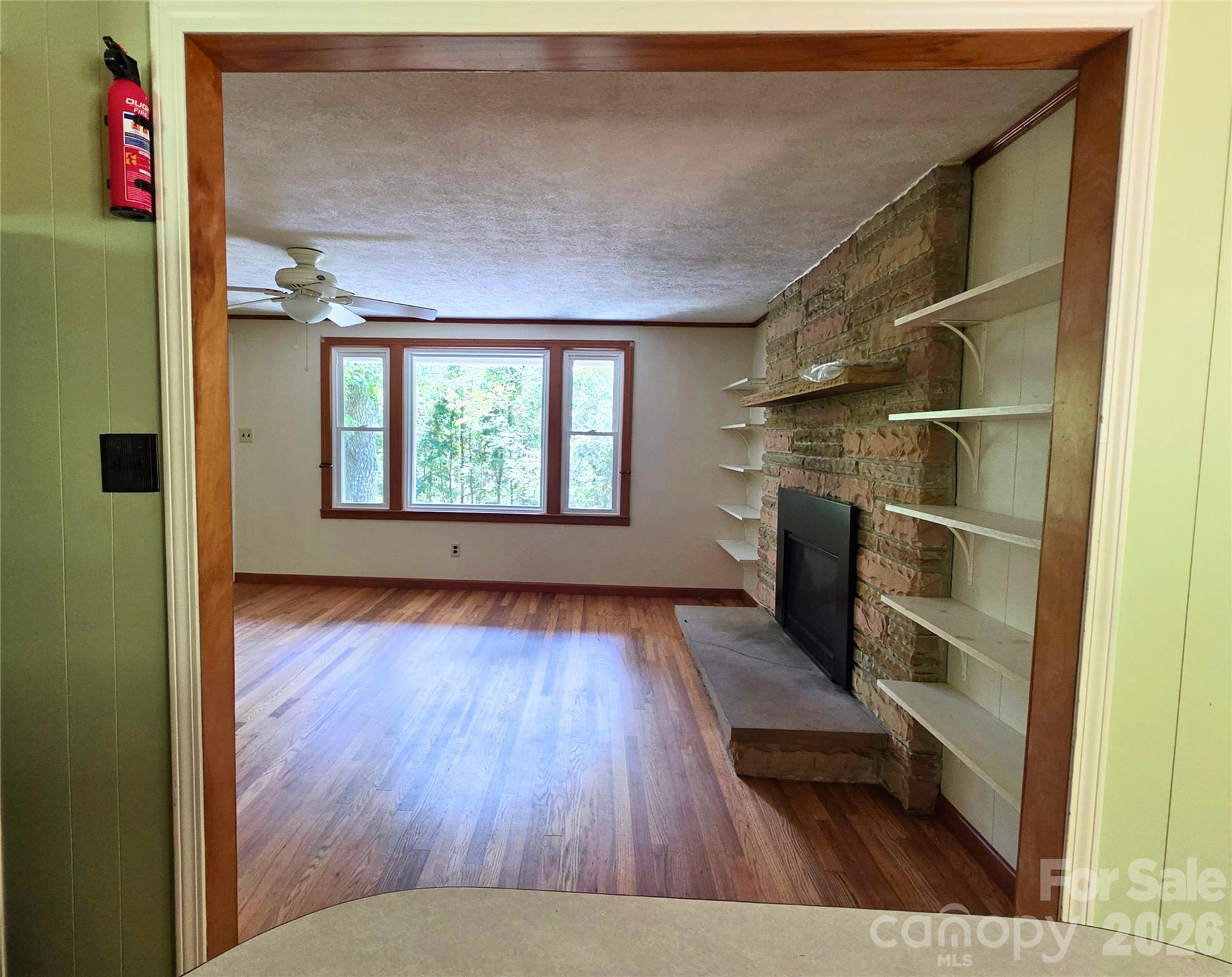 2838 Seven Mile Ridge Road — Burnsville