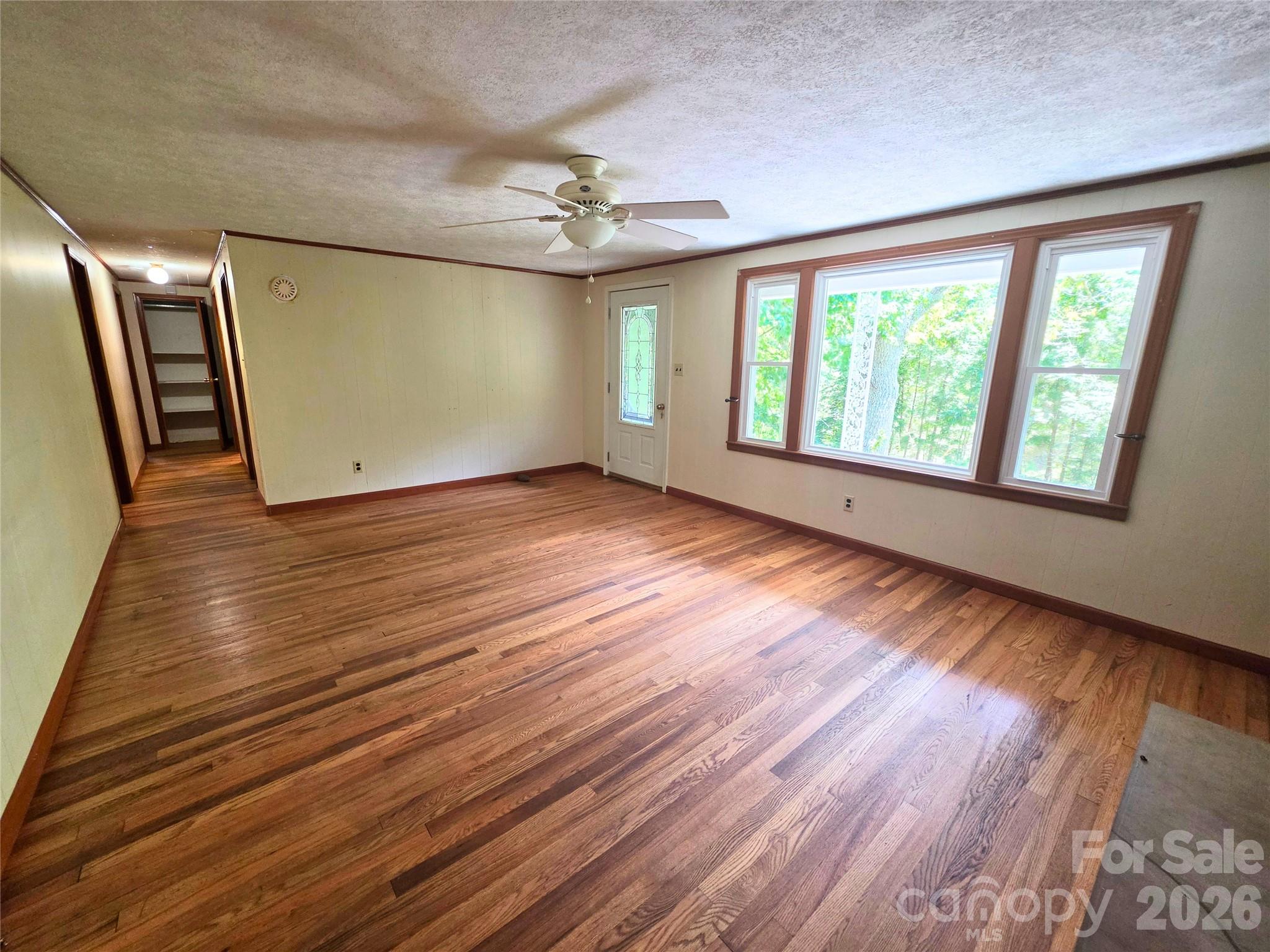 2838 Seven Mile Ridge Road — Burnsville