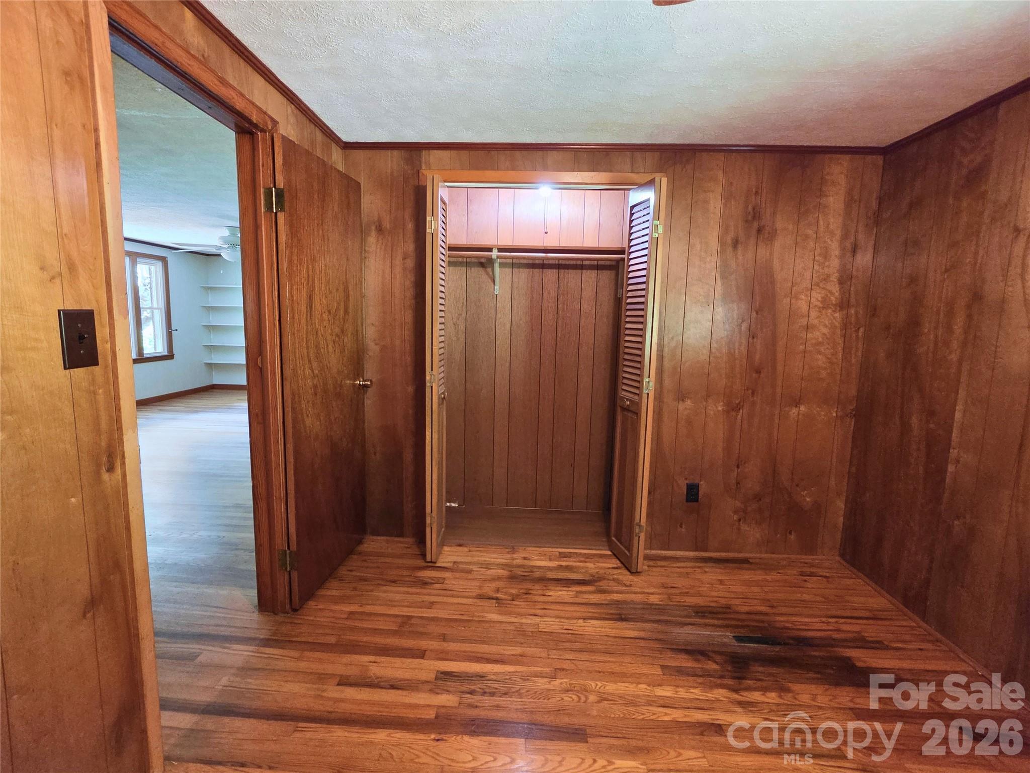 2838 Seven Mile Ridge Road — Burnsville