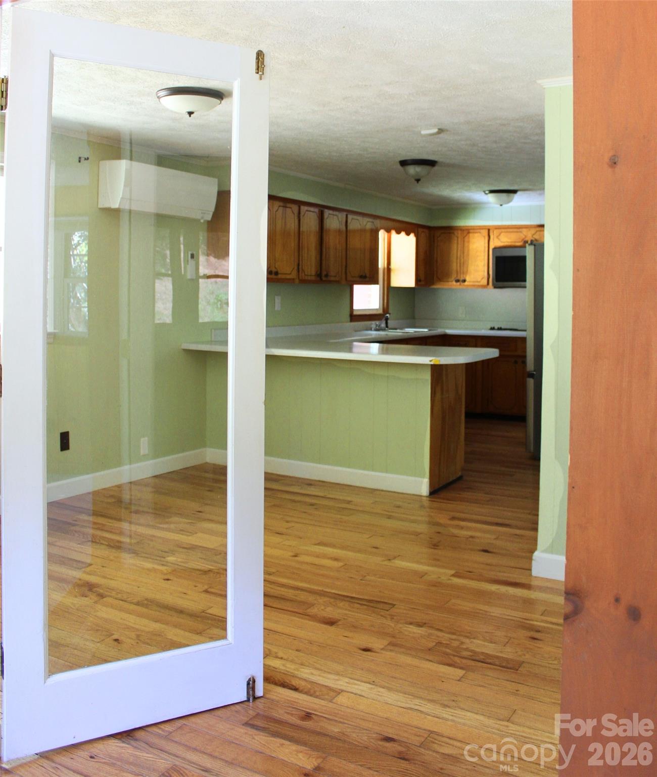 2838 Seven Mile Ridge Road — Burnsville