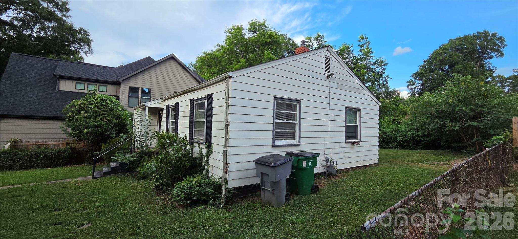 2216 Yadkin Avenue — Charlotte