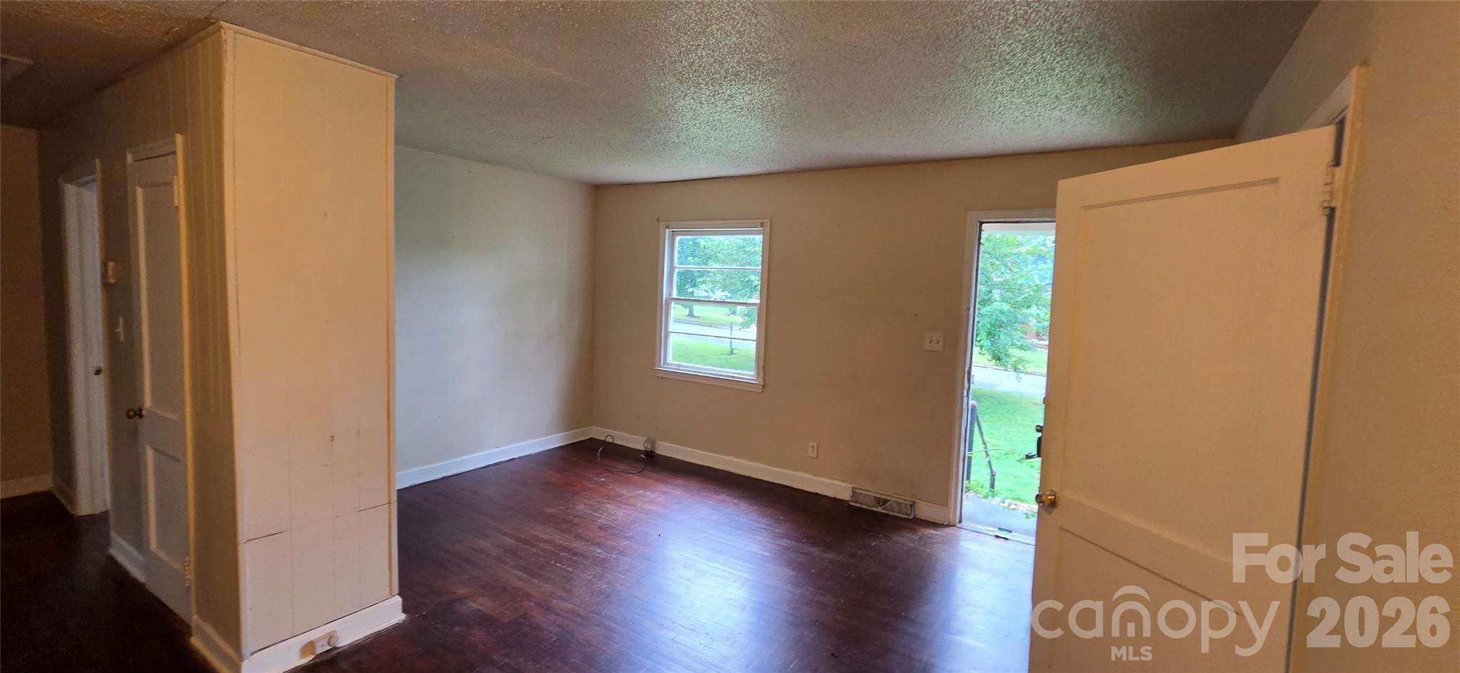 2216 Yadkin Avenue — Charlotte