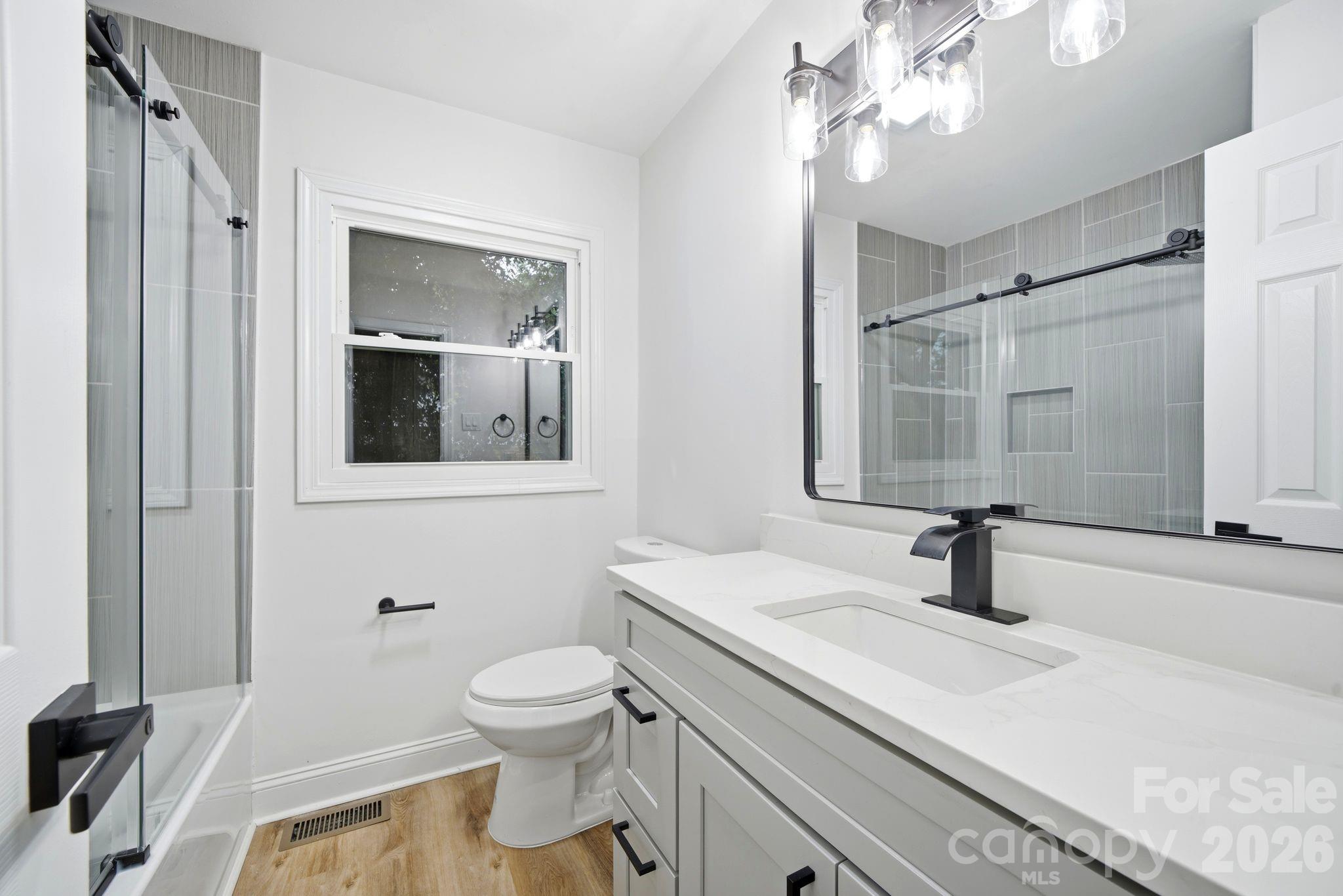 1453 Grovewood Drive — Charlotte