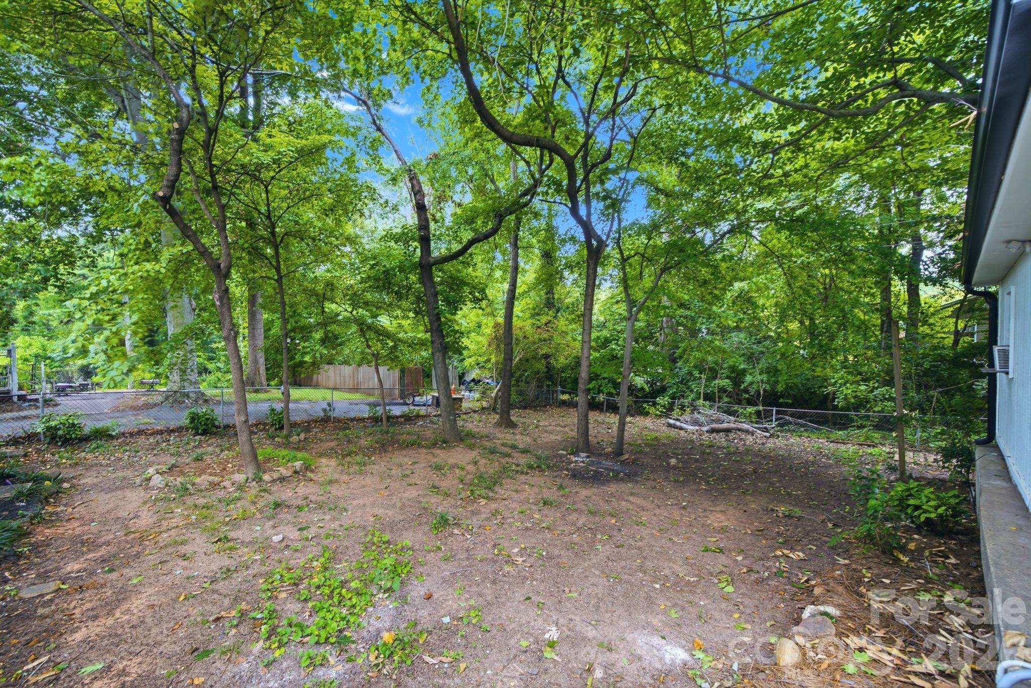 1453 Grovewood Drive — Charlotte