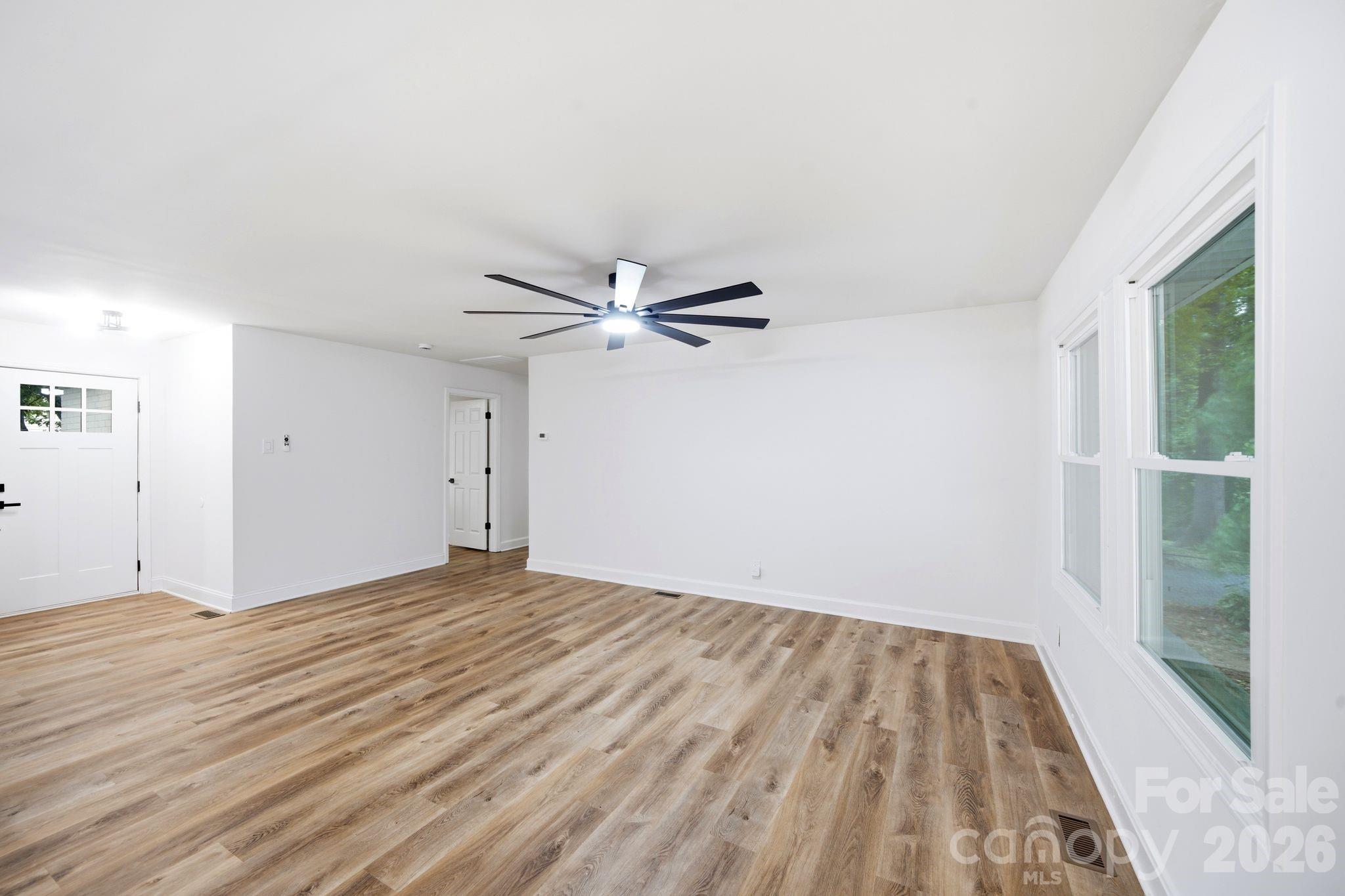 1453 Grovewood Drive — Charlotte