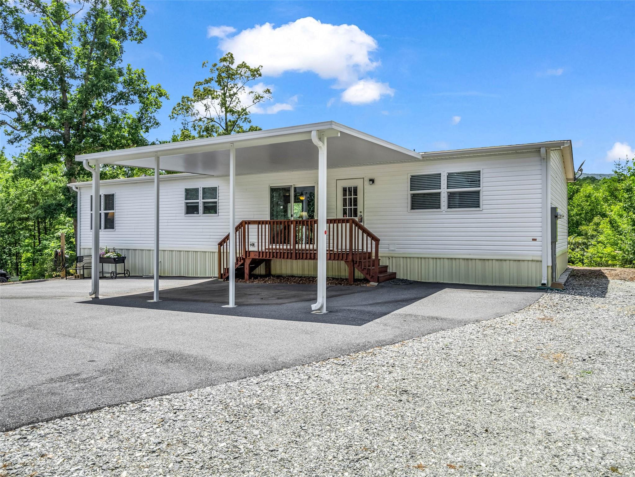 1110 Laughter Road — Mill Spring