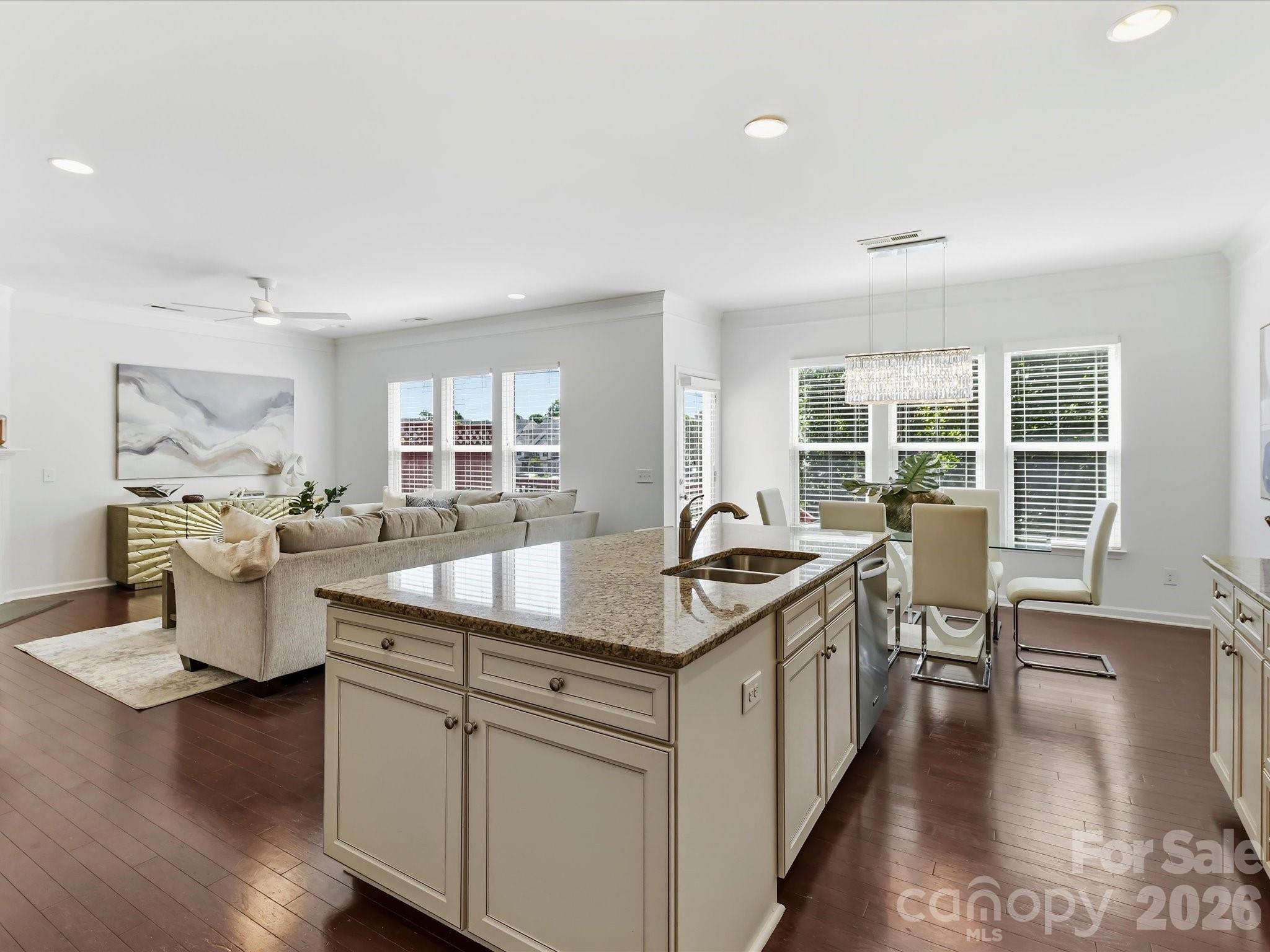 1806 Sunchaser Lane — Charlotte