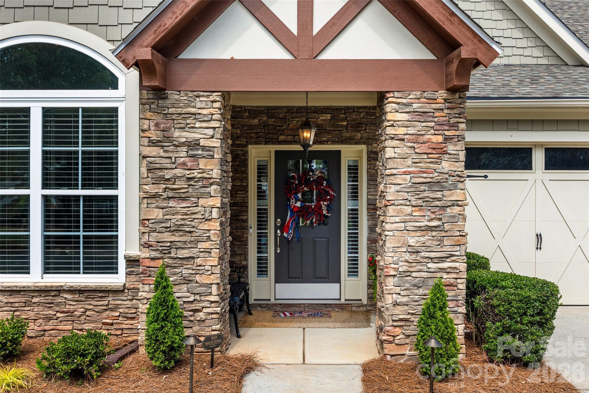 8621 Sequoia Grove Lane — Charlotte