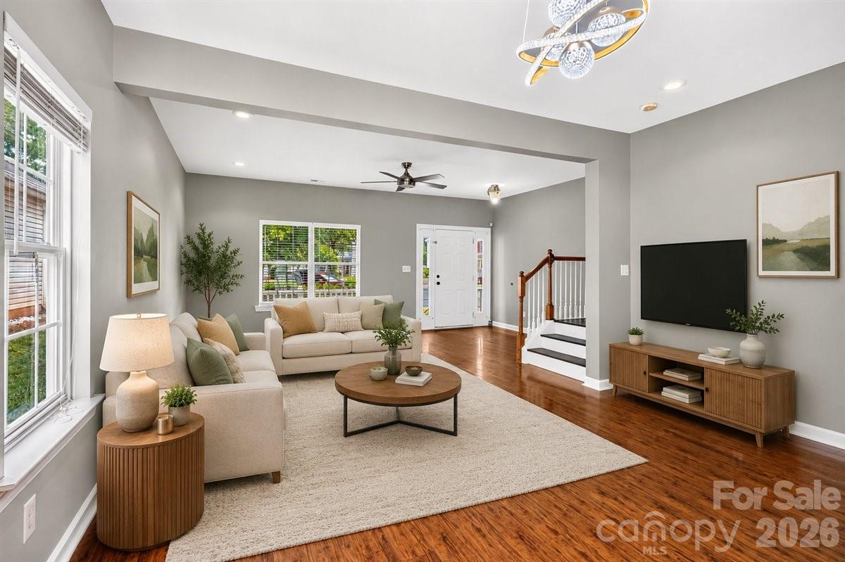 6410 Castlewynd Court — Charlotte