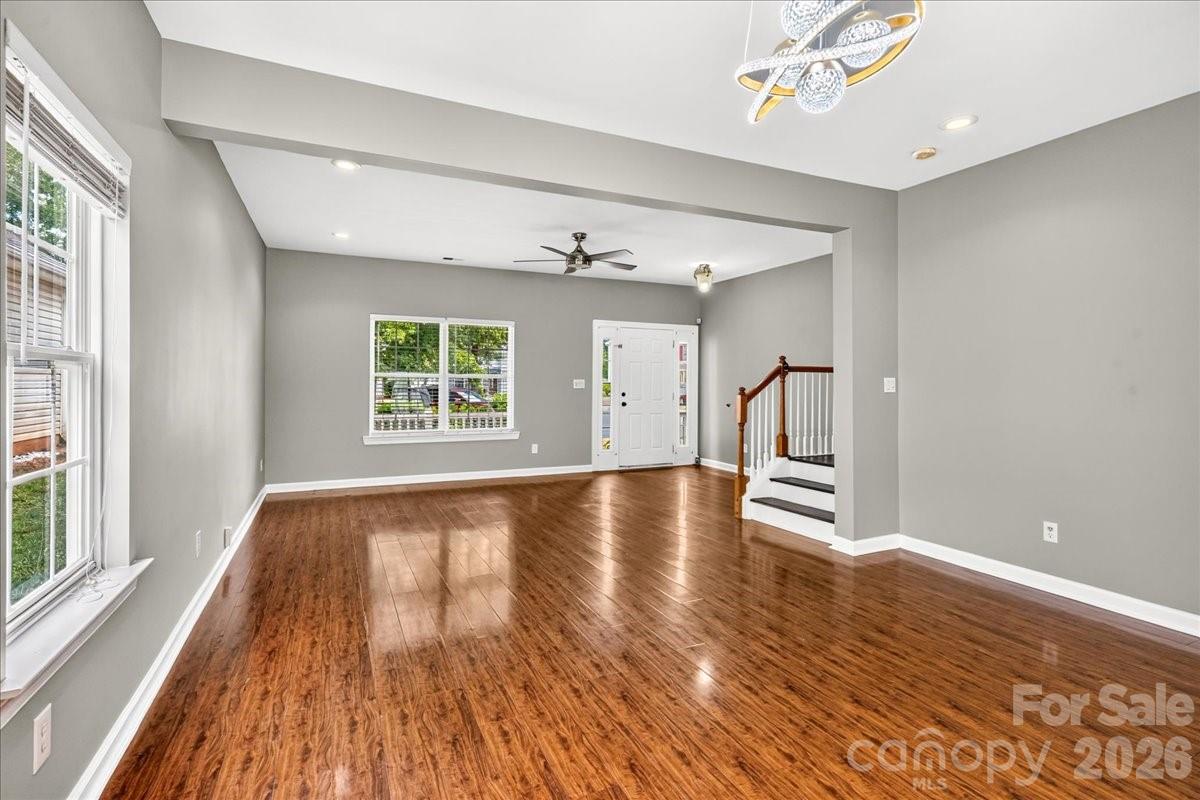 6410 Castlewynd Court — Charlotte