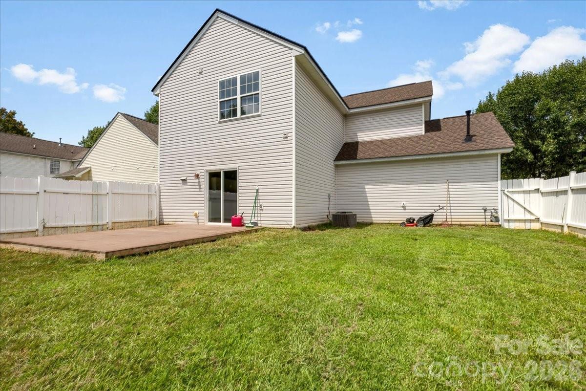 6410 Castlewynd Court — Charlotte
