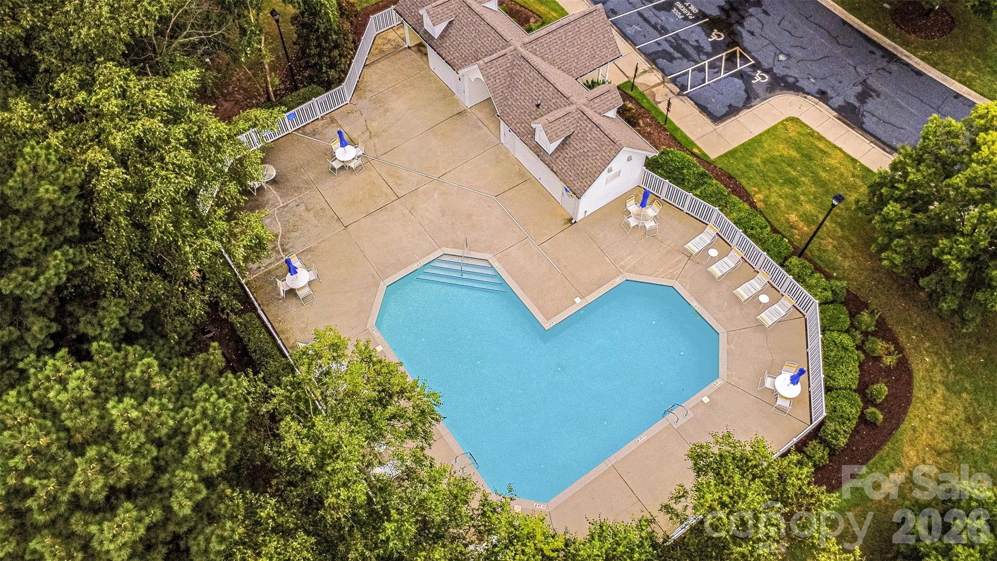 774 Rock Lake Glen — Fort Mill
