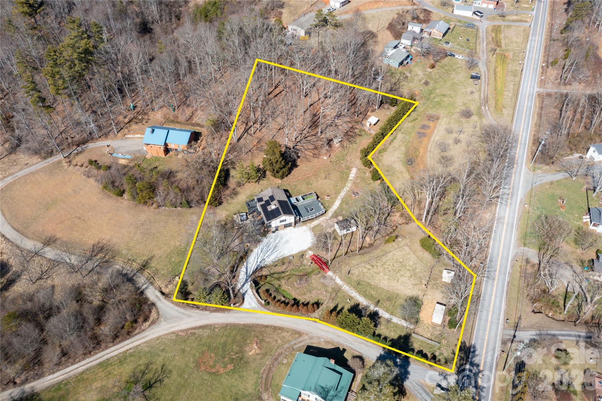 5 Northlake Drive — Weaverville