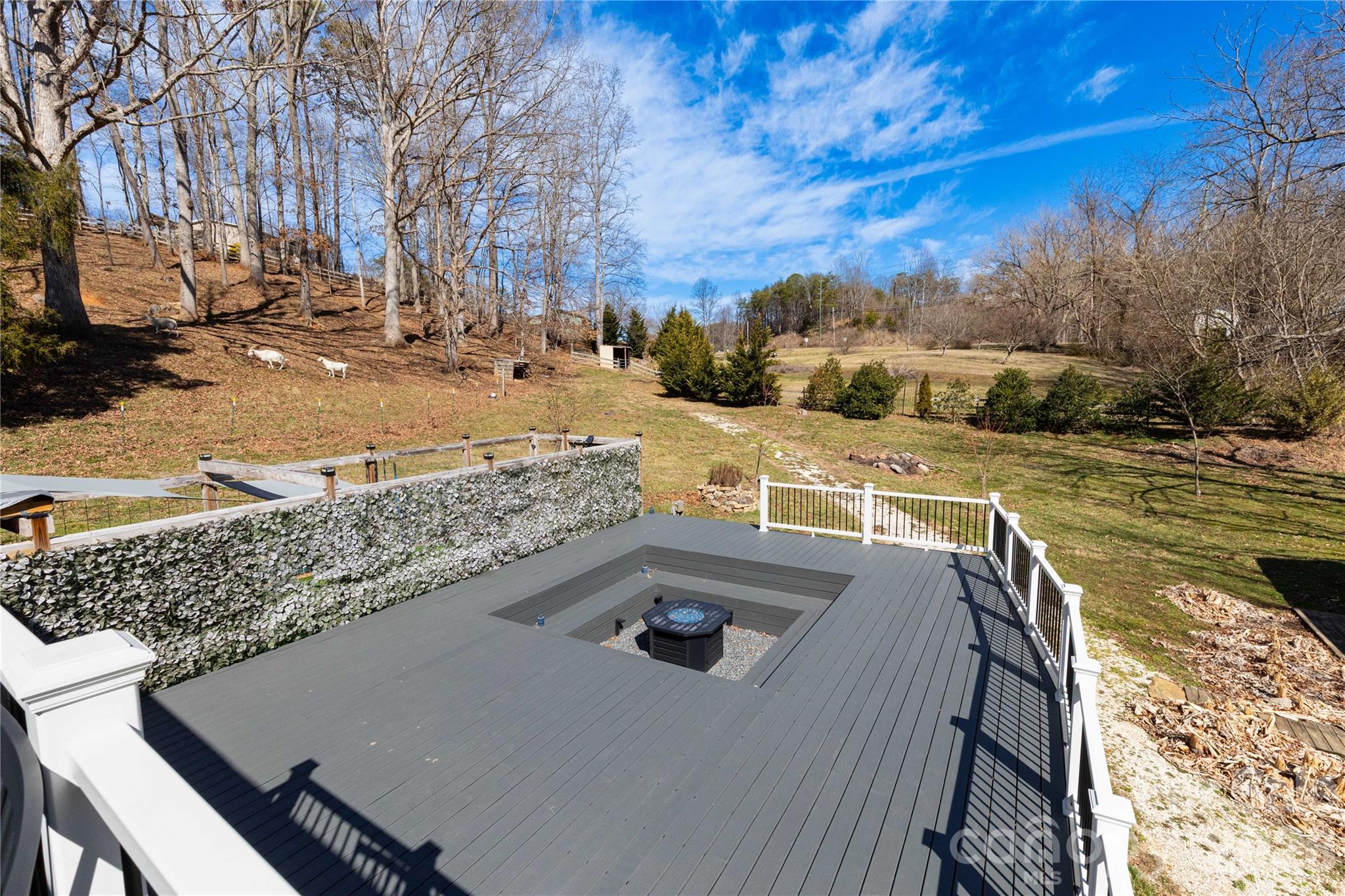 5 Northlake Drive — Weaverville