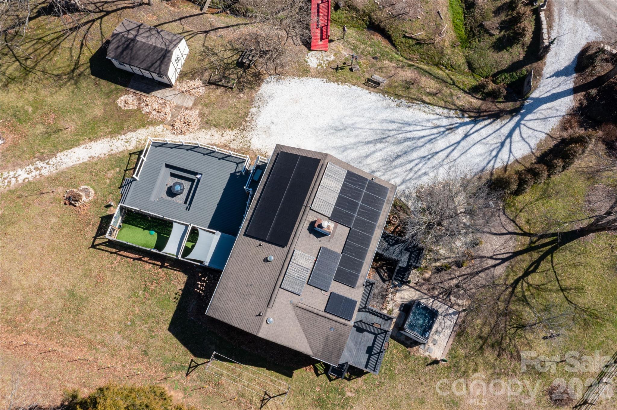 5 Northlake Drive — Weaverville
