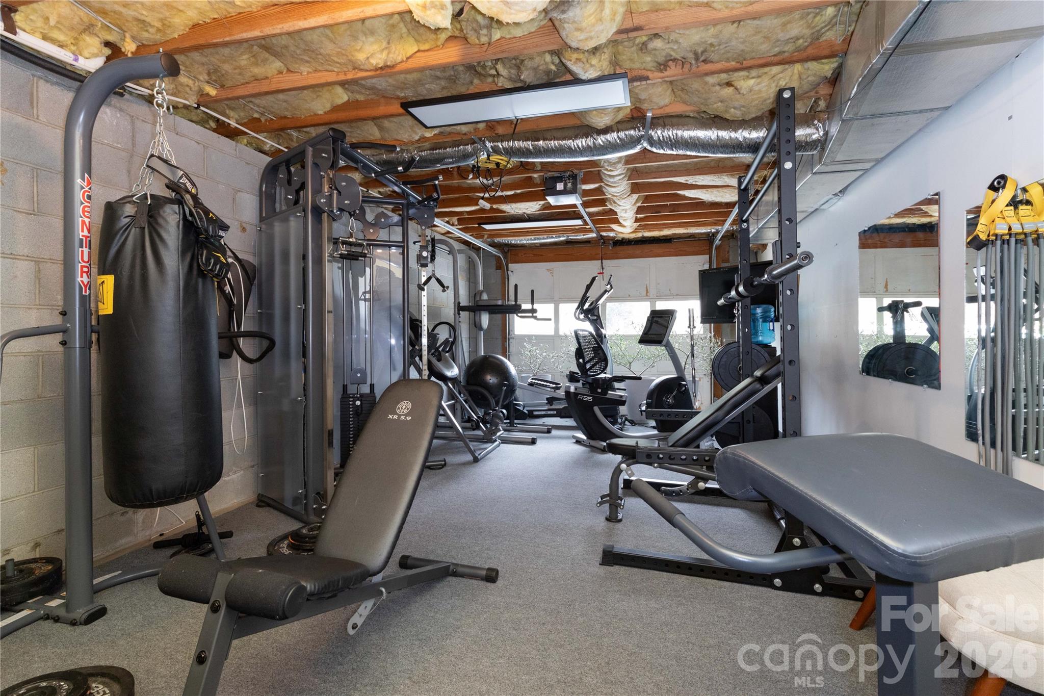 5 Northlake Drive — Weaverville